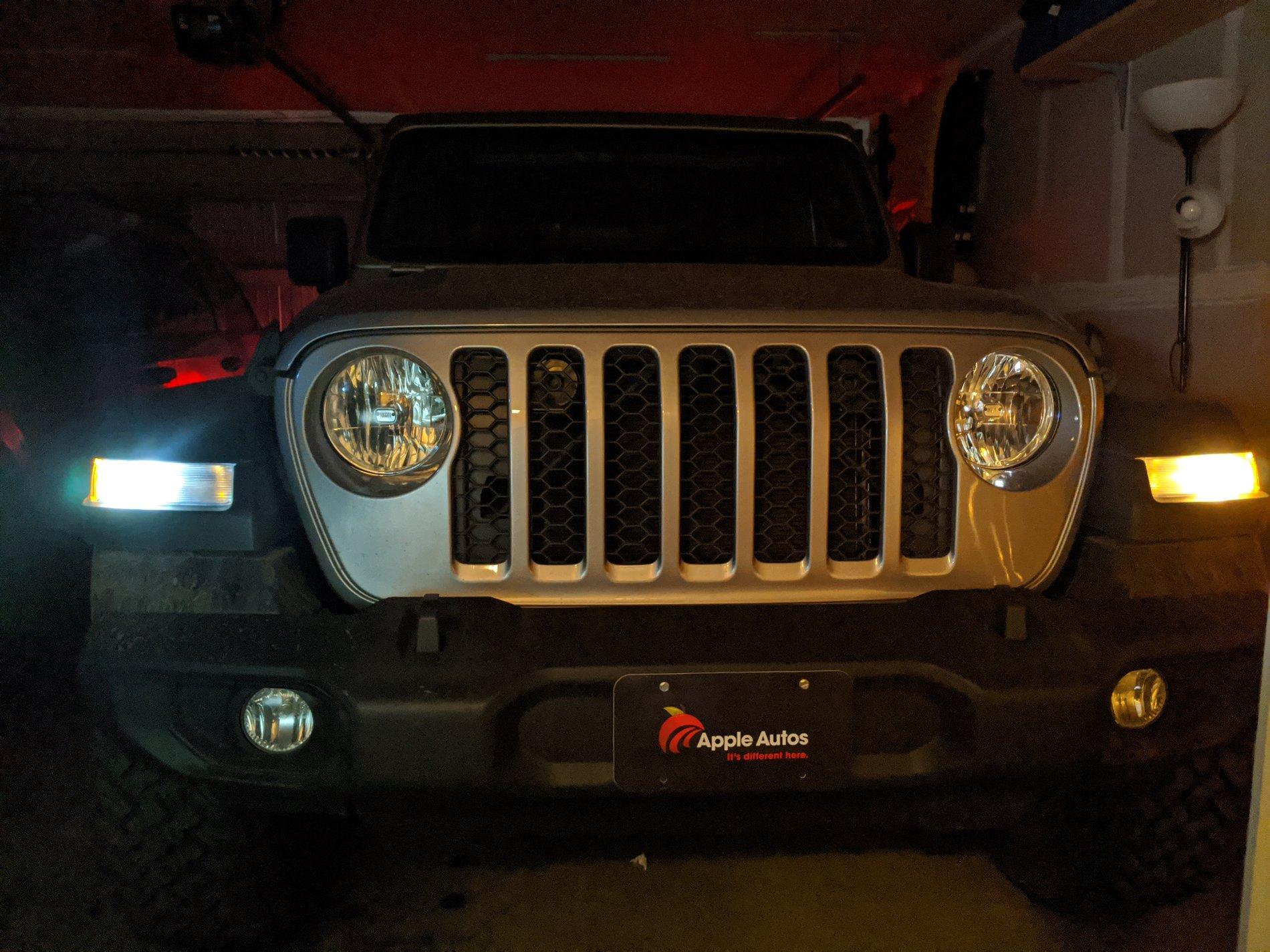 Jeep Gladiator LED Bulb Replacement - IT WORKS! MVIMG_20200301_135032