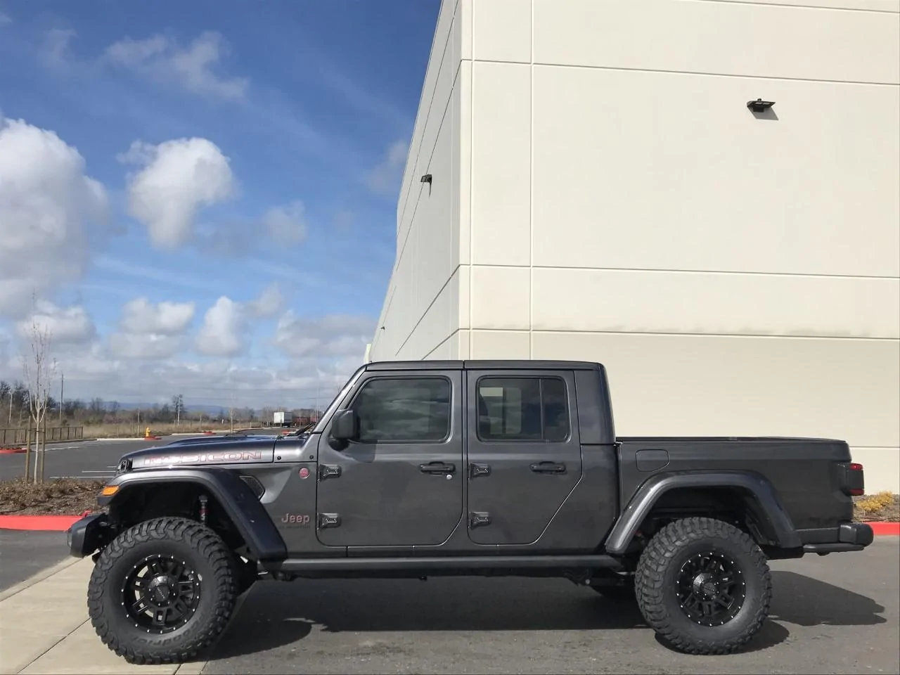 Jeep Gladiator She's finally home. thumbnail_IMG_3287