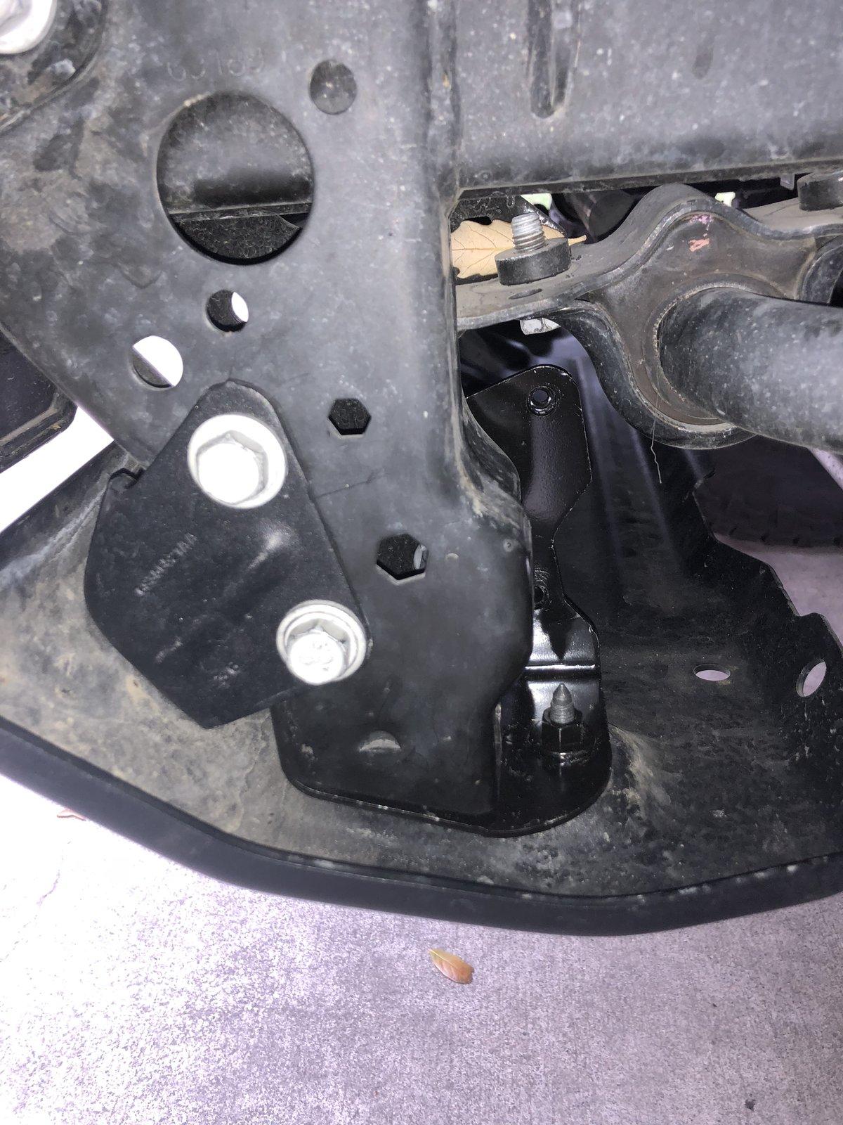 Jeep Gladiator Installing Stock Rubicon Skid Plate on Sport C79FF127-0BC0-4BE5-8FAF-11227B63EDFE