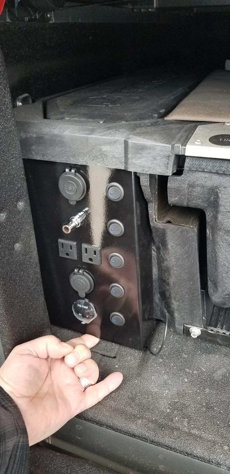 Jeep Gladiator Do you think this will work? BED POWER! 20200229_102603