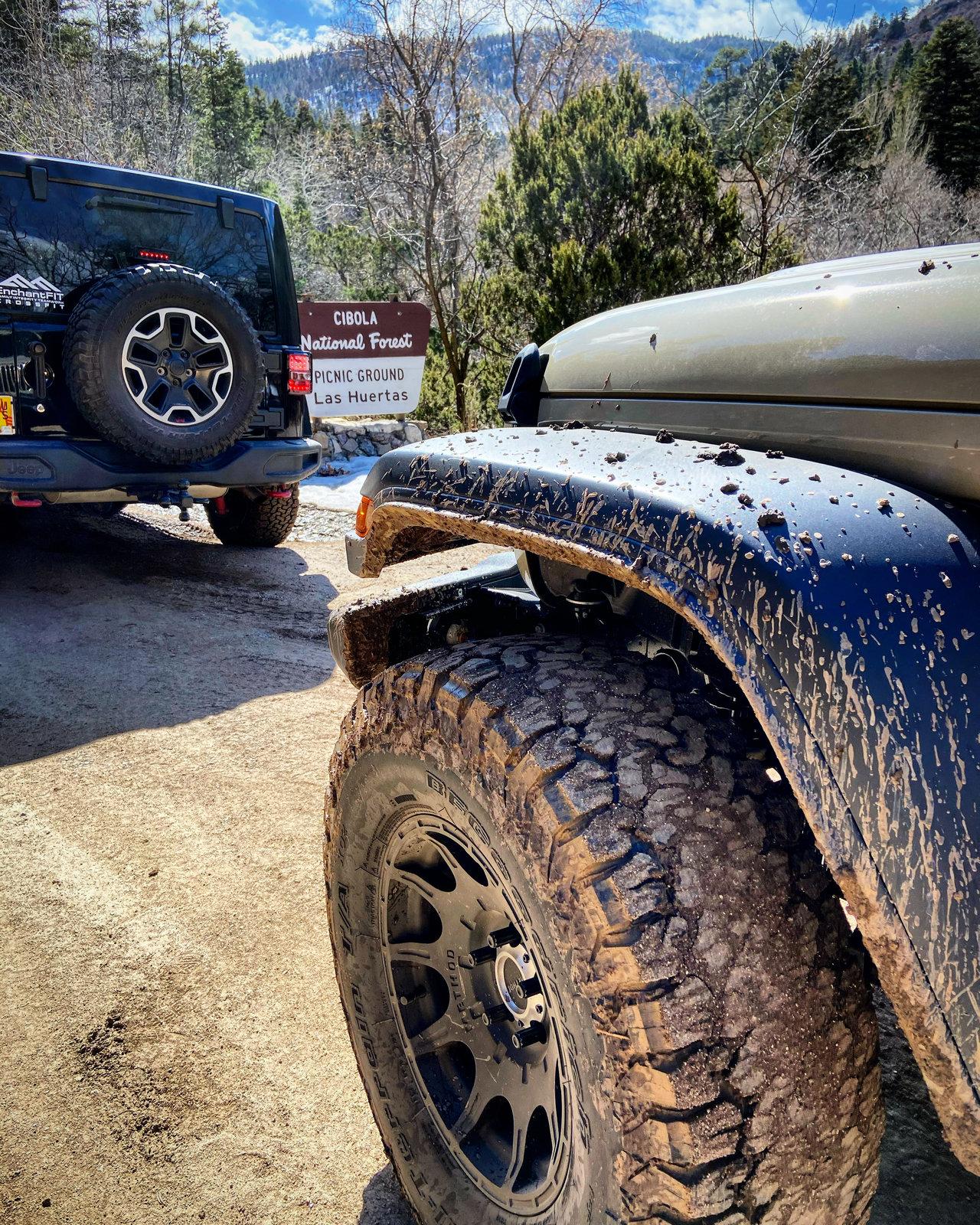 Jeep Gladiator My Gobi Tan Sport S E1D184F1-FF9F-44D0-AE7C-8AF4792622FE