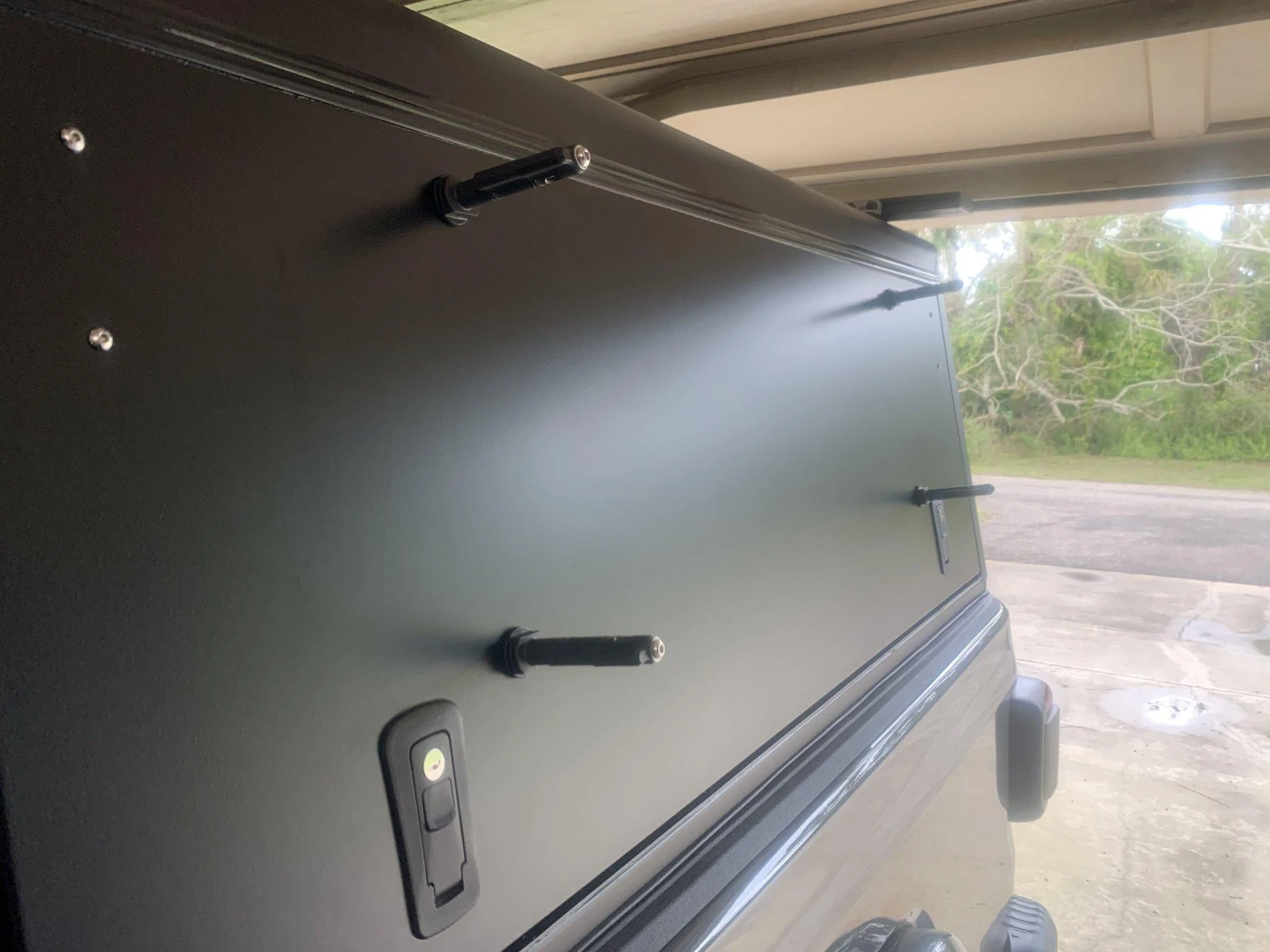Jeep Gladiator Alu-cab canopy Jeep Gladiator #001 78A7F895-E229-4FD9-AC83-1A3129C4ED78