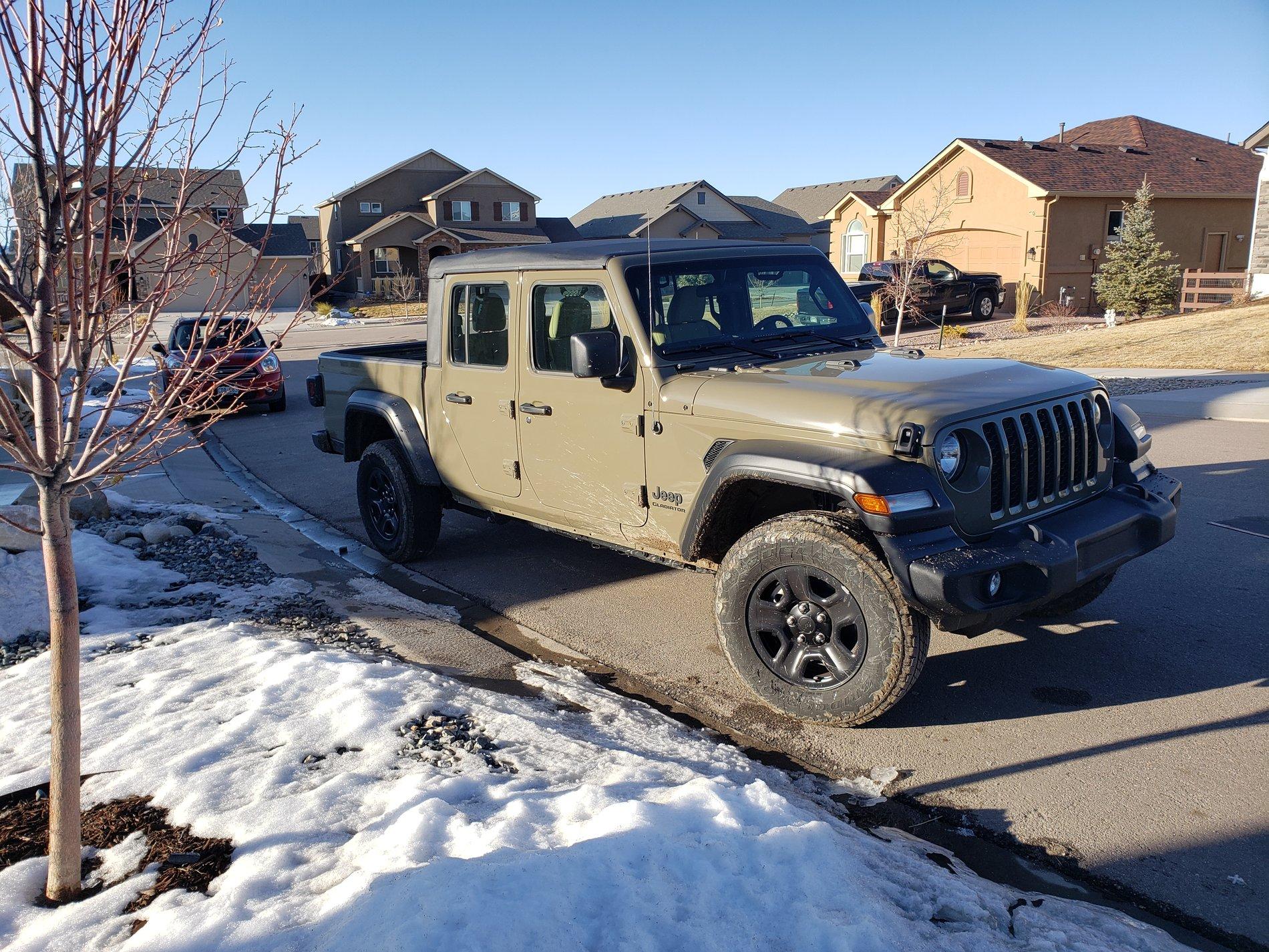 Jeep Gladiator WTB: Manual Gladiator 20200228_162307