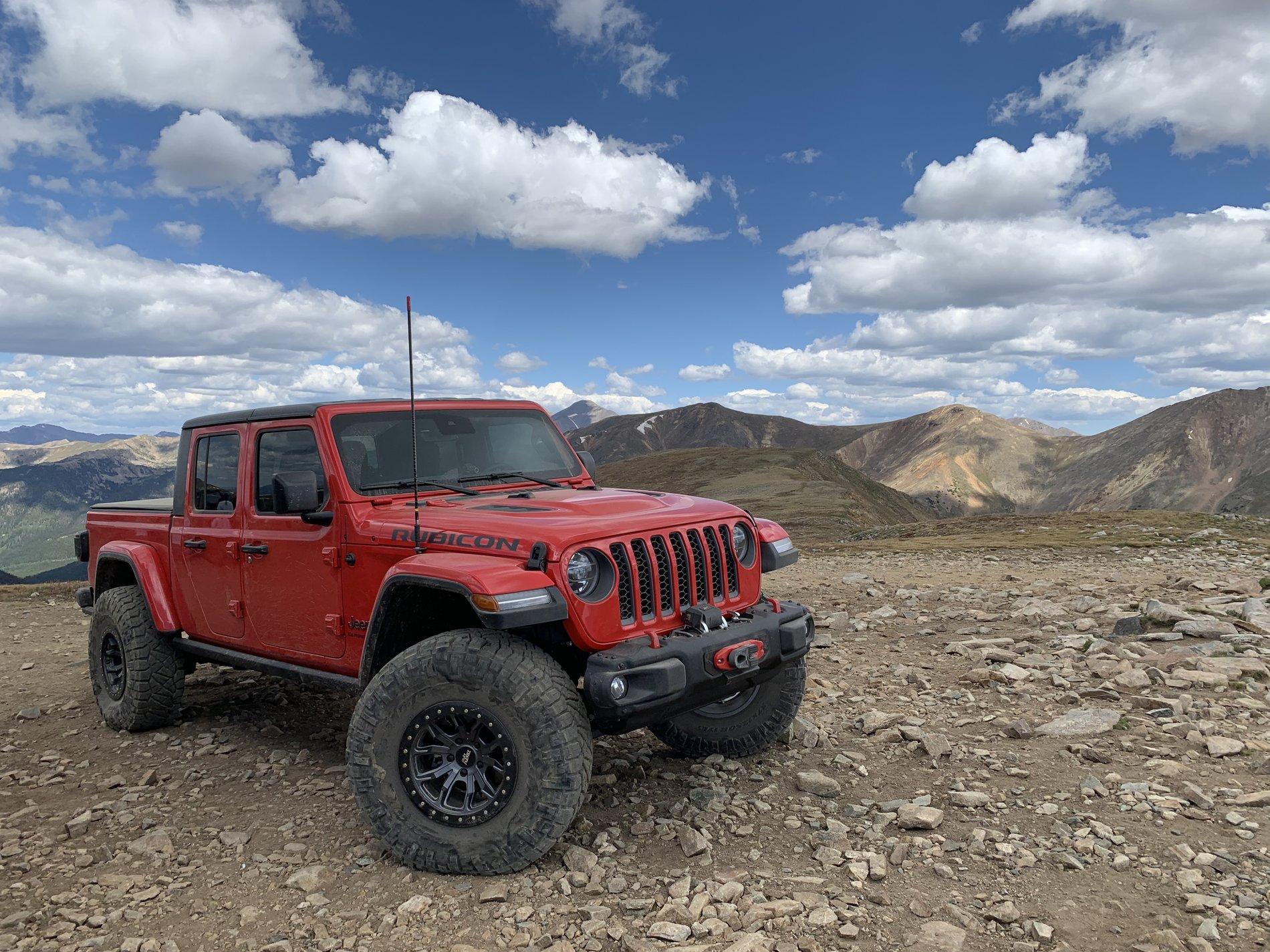 Jeep Gladiator Dirty Life Wheels EFE50CC5-BE1C-4650-9929-203856FBA4F1