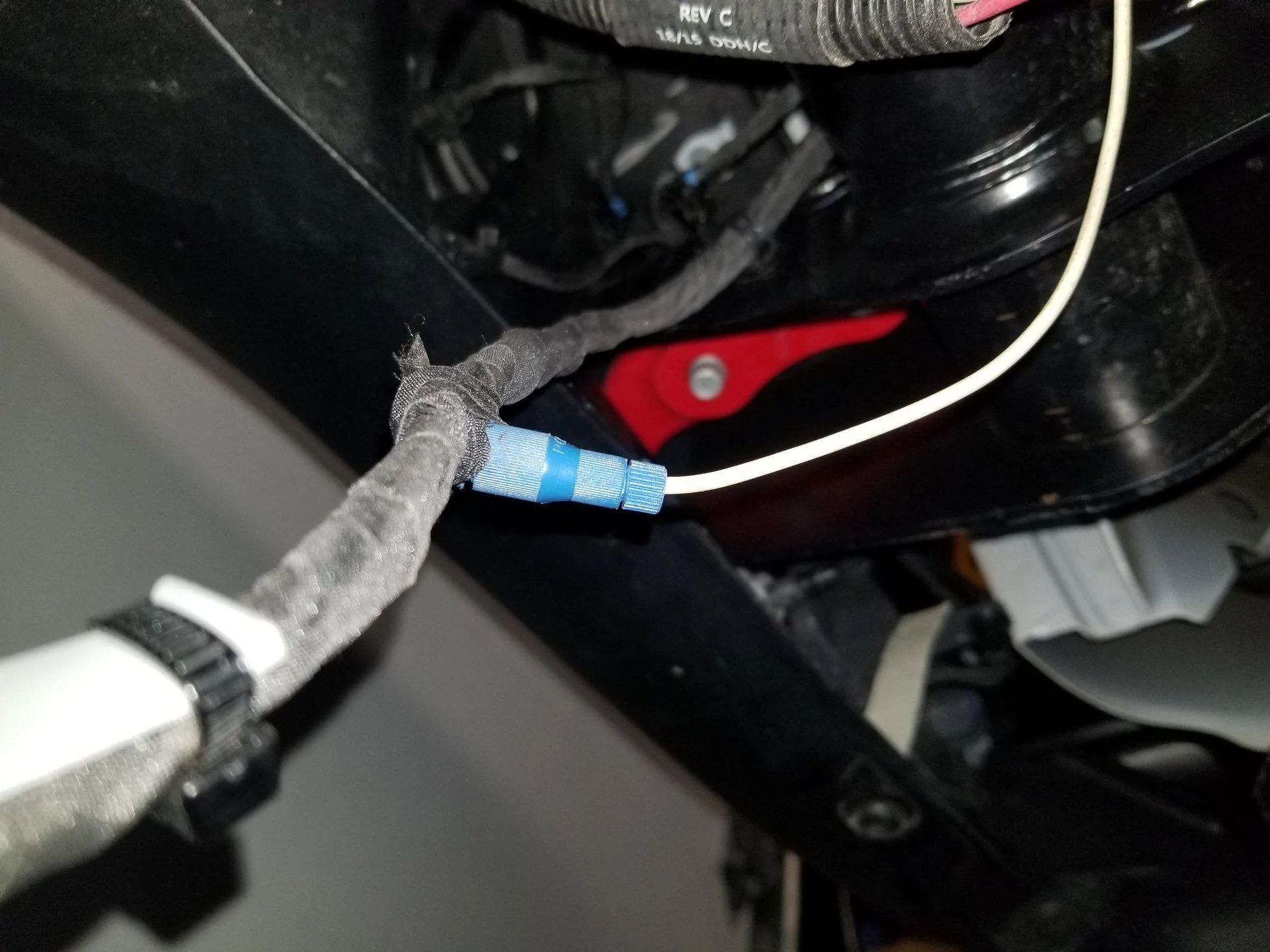 Jeep Gladiator Rigid LED Back up lighting - use of aux switches possible? 20200229_202542