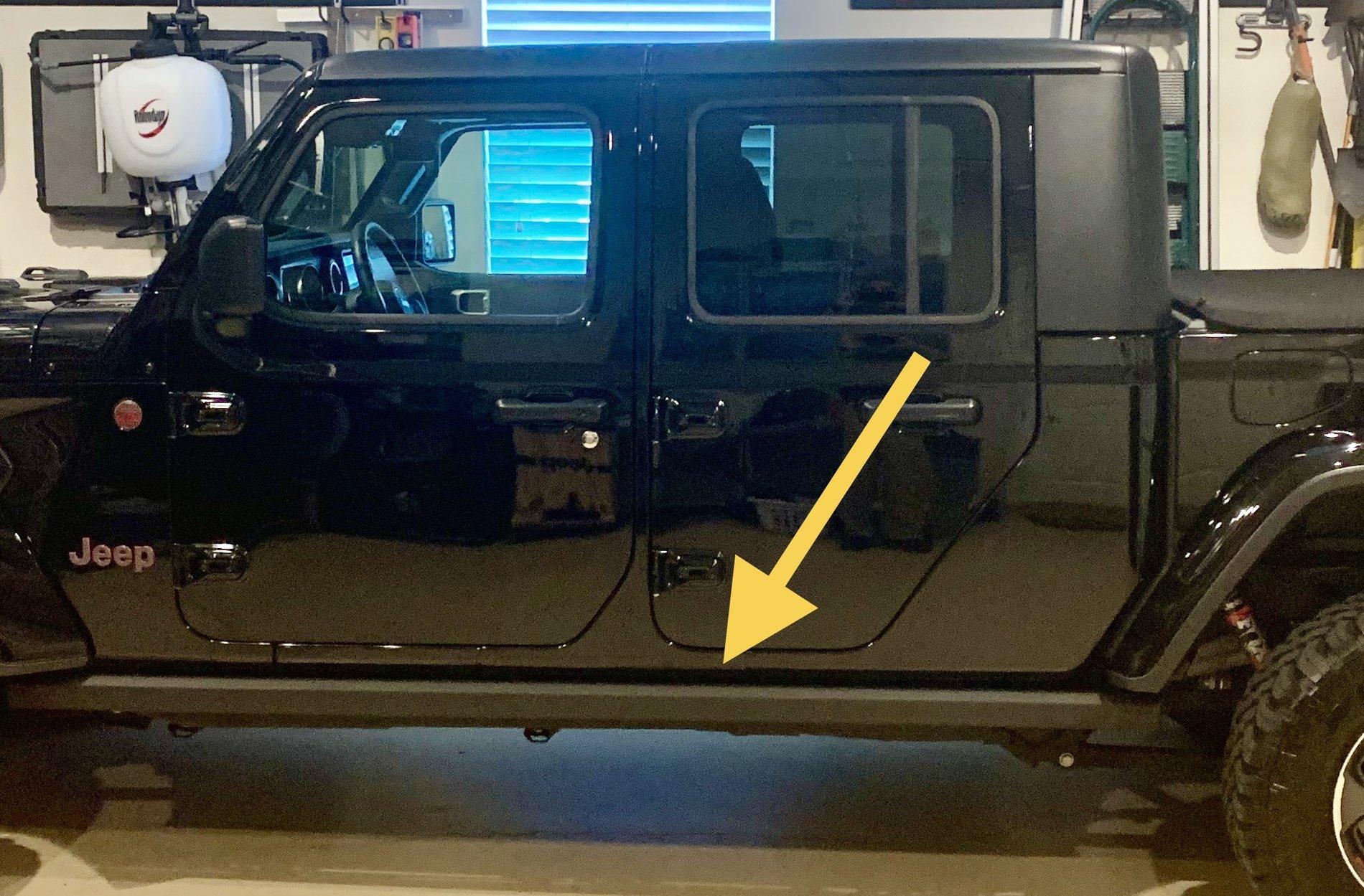 Jeep Gladiator WTT: Gladiator Rubicon Rock Rails trade for steps 927F5477-016F-42DB-A153-FC461756B1BF