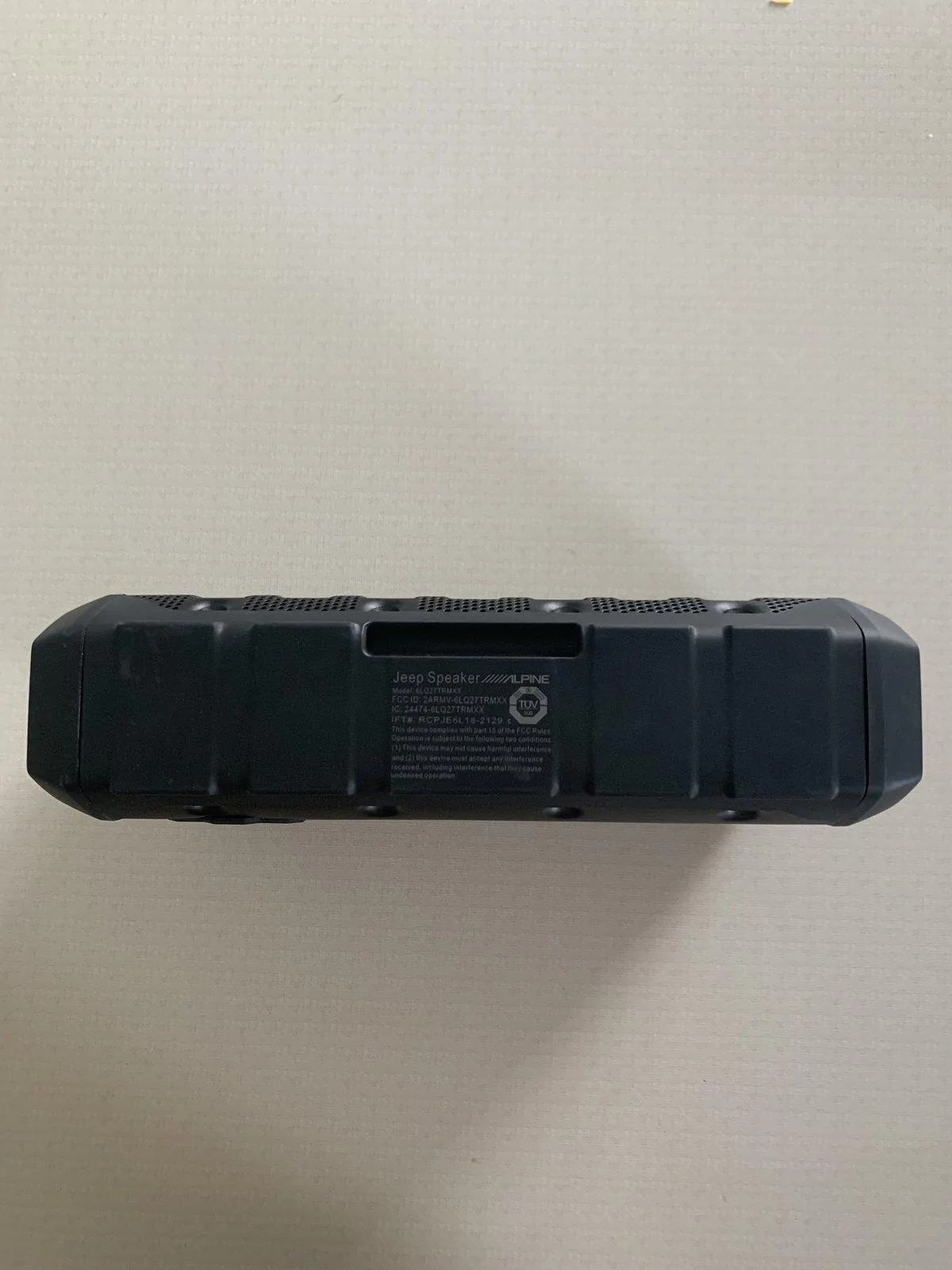 Jeep Gladiator Brand new Jeep gladiator Bluetooth speaker 92A45931-095E-466B-B5AB-46DDECE41216