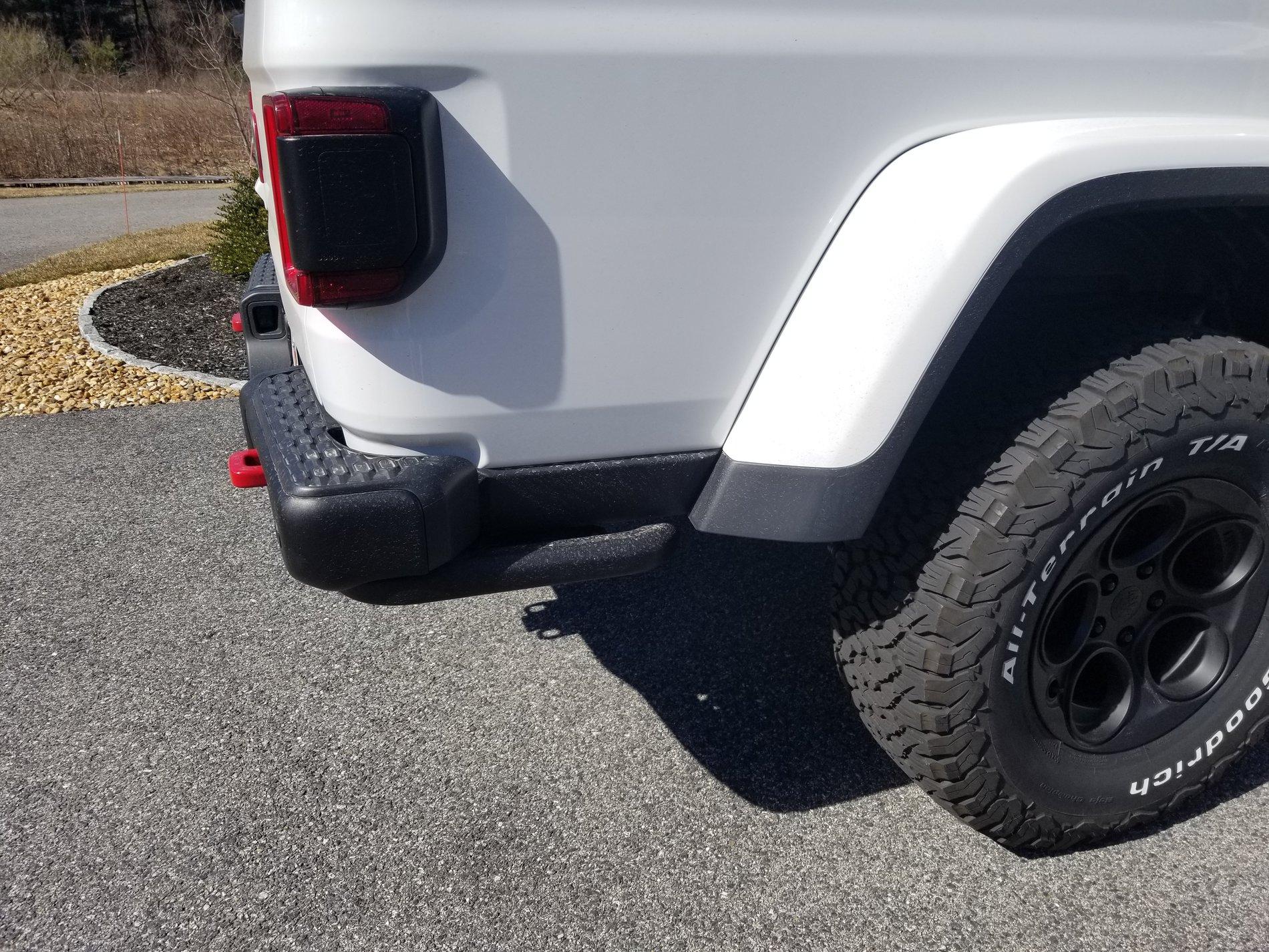 Jeep Gladiator Rigid LED Back up lighting - use of aux switches possible? 20200305_123955