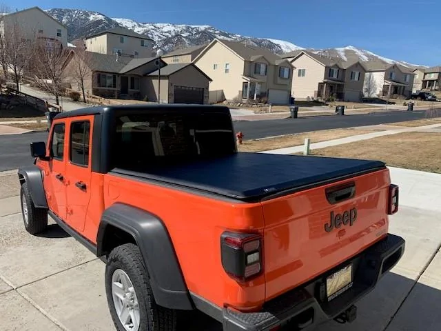 Jeep Gladiator Bed cover on the cheap! (From Chevy Colorado) 6