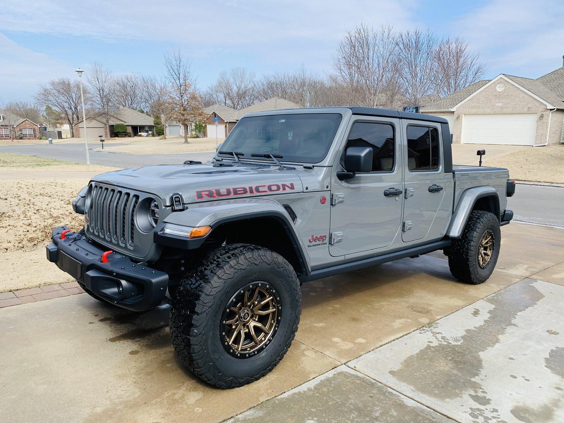 Jeep Gladiator STING GRAY Gladiator JT Club C17796AE-C185-4695-BA2B-1C9BAED1D8D4