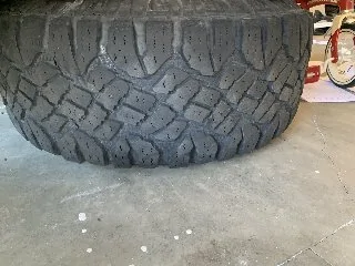 Jeep Gladiator $500 picked up. Five Goodyear Duratrac with wheels. 33x12.5x15. IMG-8855