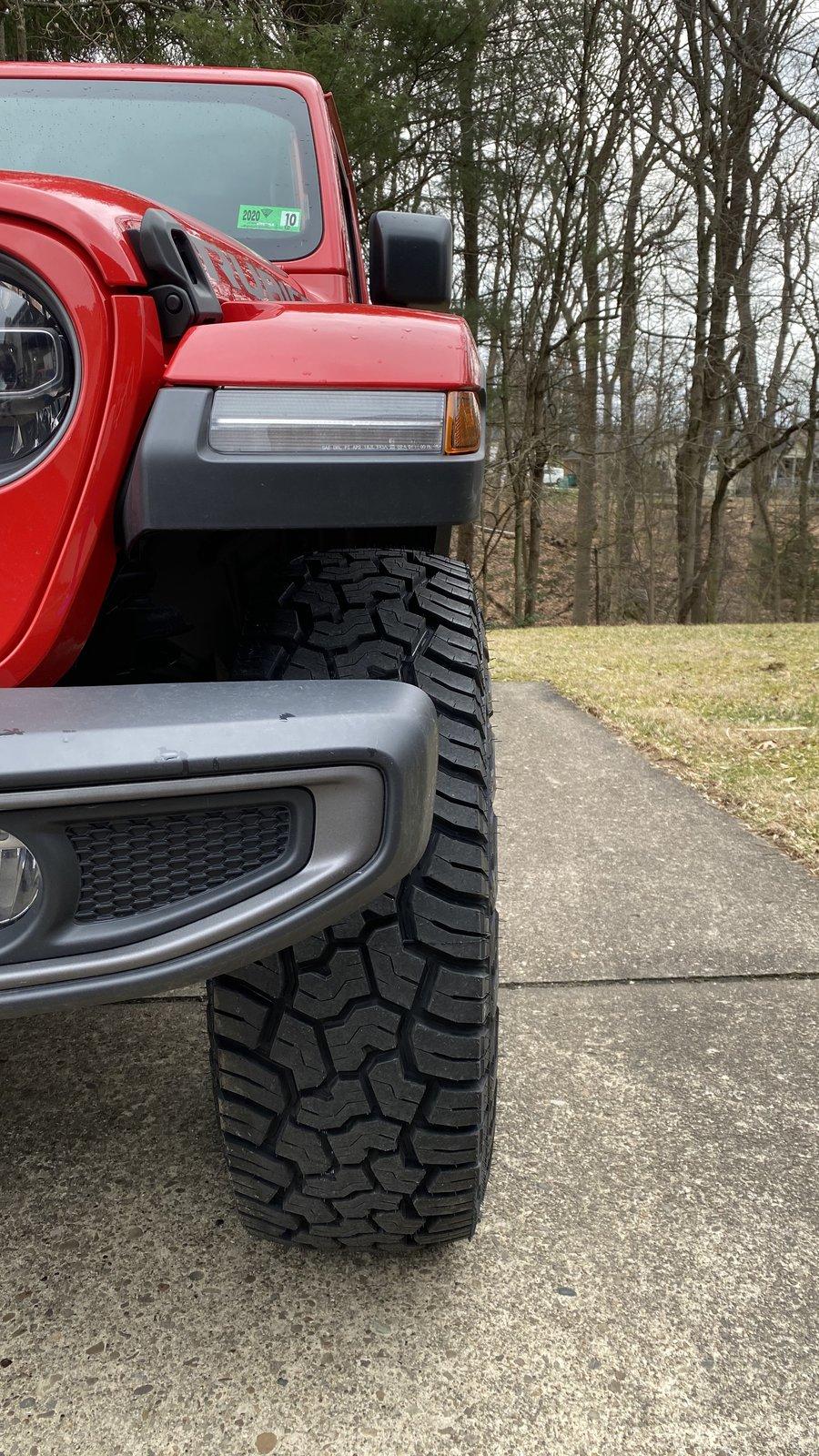 Jeep Gladiator Will 35X12.5R17 fit the OEM Rubicon wheels? 42478106-63F3-4F72-8D5C-FC2FCFEFF396