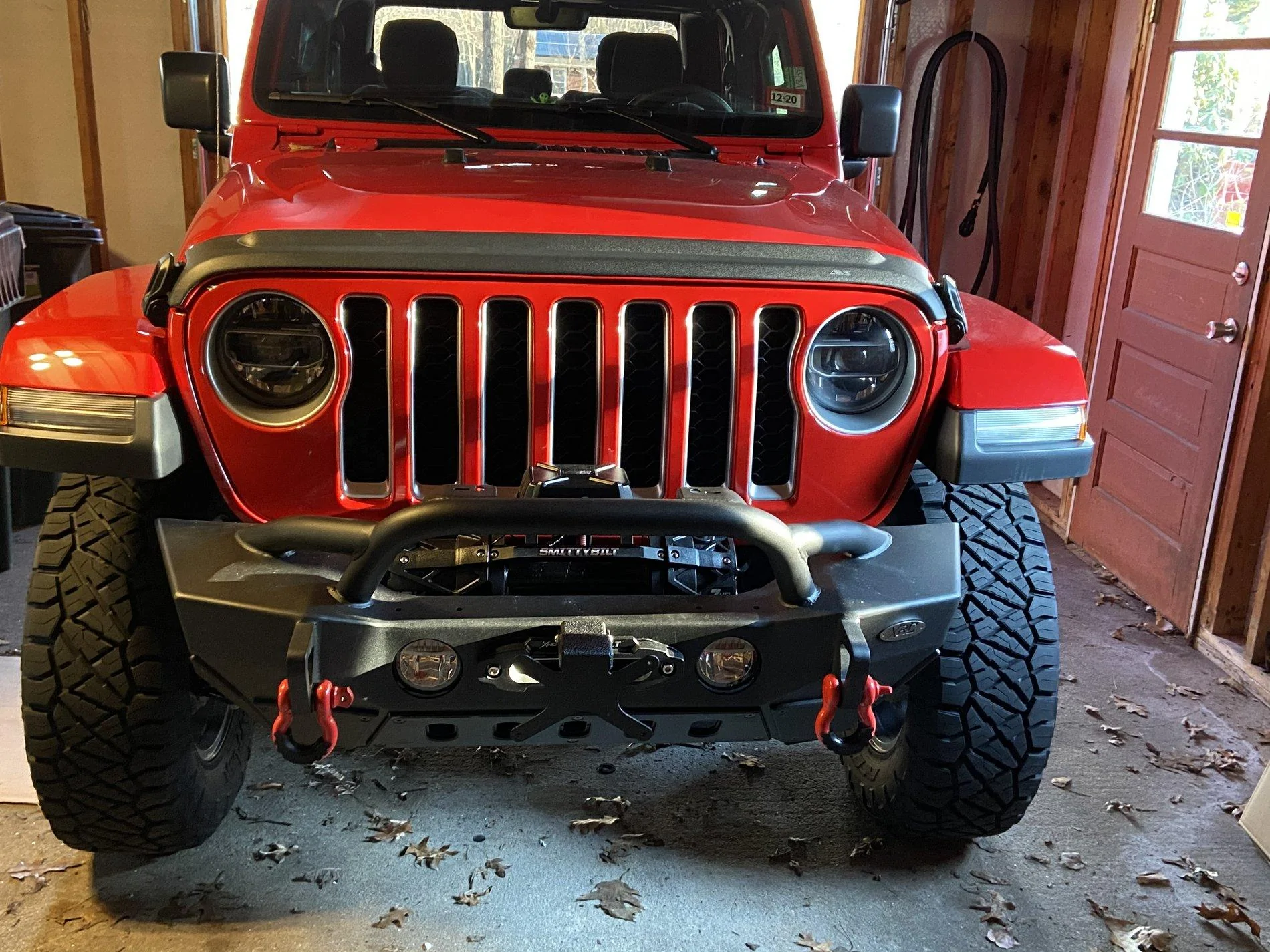 Jeep Gladiator License plate with winch? EEC40B86-F60B-4AA0-AAEE-C8CFEF237804