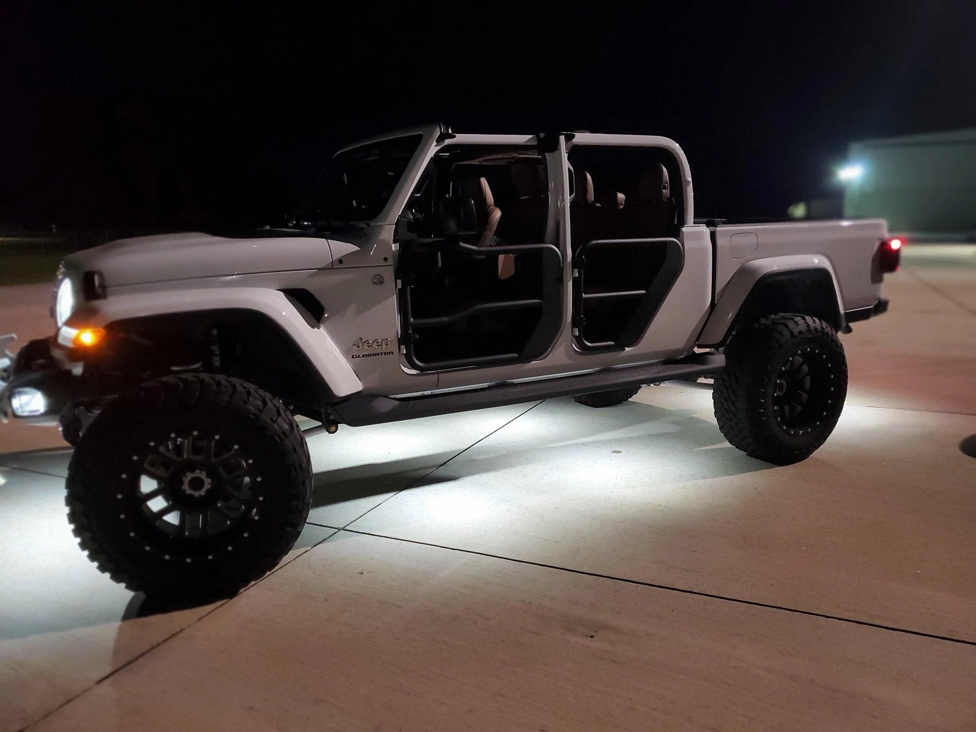 Jeep Gladiator JT pictures 20200305_223233