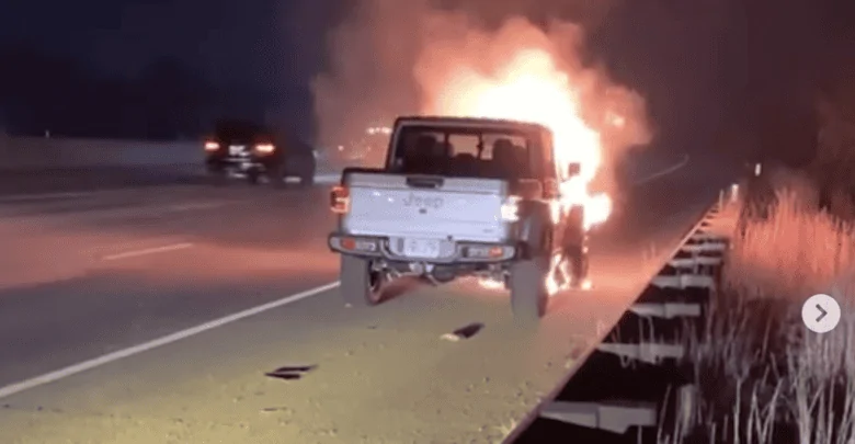 Jeep-Gladiator-On-Fire-780x405.webp