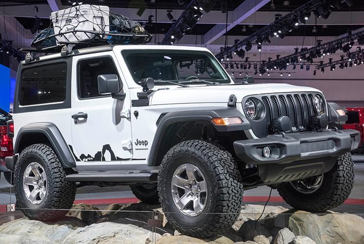 Jeep Gladiator Any regrets running load range E tires? mopar-2018-jeep-wrangler-8-