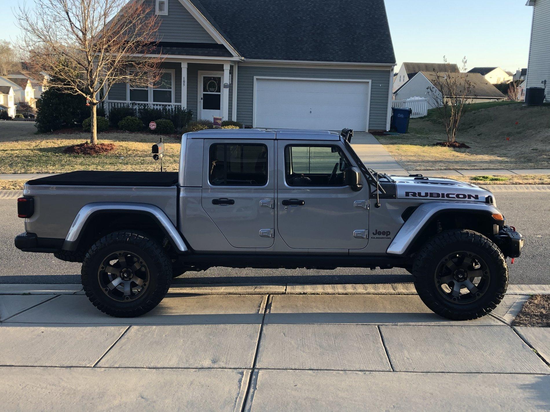 Jeep Gladiator Took Delivery of Your JT? Sign in Here! 6DEEB241-1897-4D11-8DF3-27E7A75EEFA1