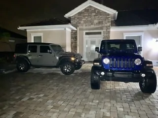 Jeep Gladiator Can’t decide, need reviews from others. 11E14013-CC37-4687-A32E-C98115B40074