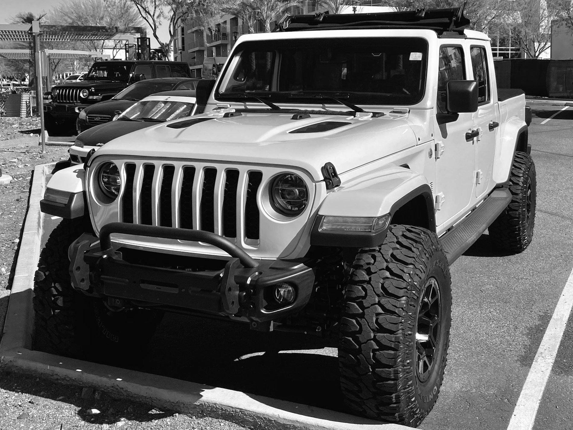 Jeep Gladiator How Does your Gladiator look in black and white photography? CCB46DBC-4CB2-4977-84A6-74D216F6217F