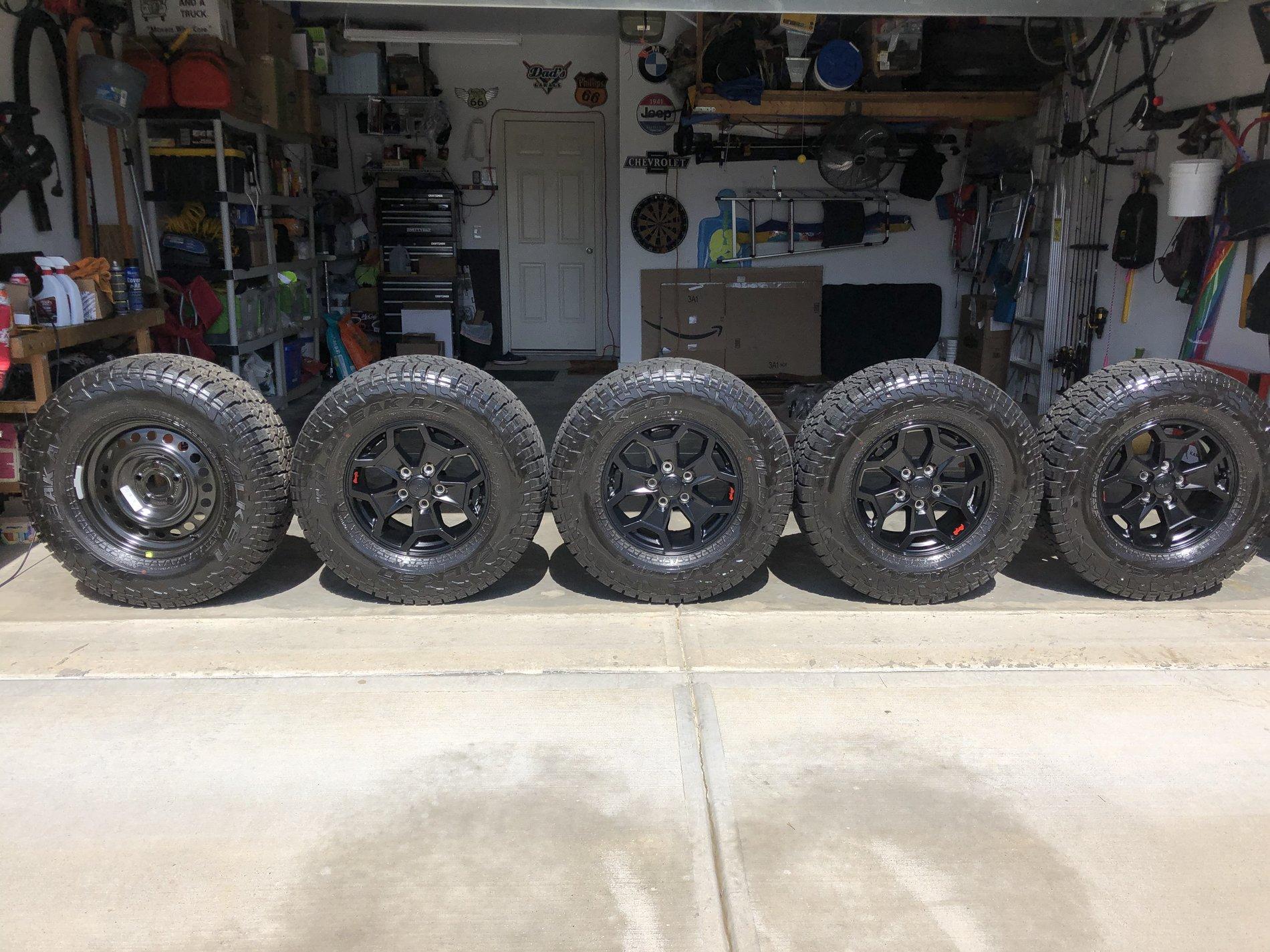 Jeep Gladiator For Sale JT Launch Edition Wheels and Tires 44B1FA20-A33D-4408-90B5-5BE262F74EC9