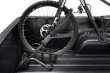 Jeep Gladiator Thule Insta-Gator Bike Rack 685126_sized_156x104_rev_1