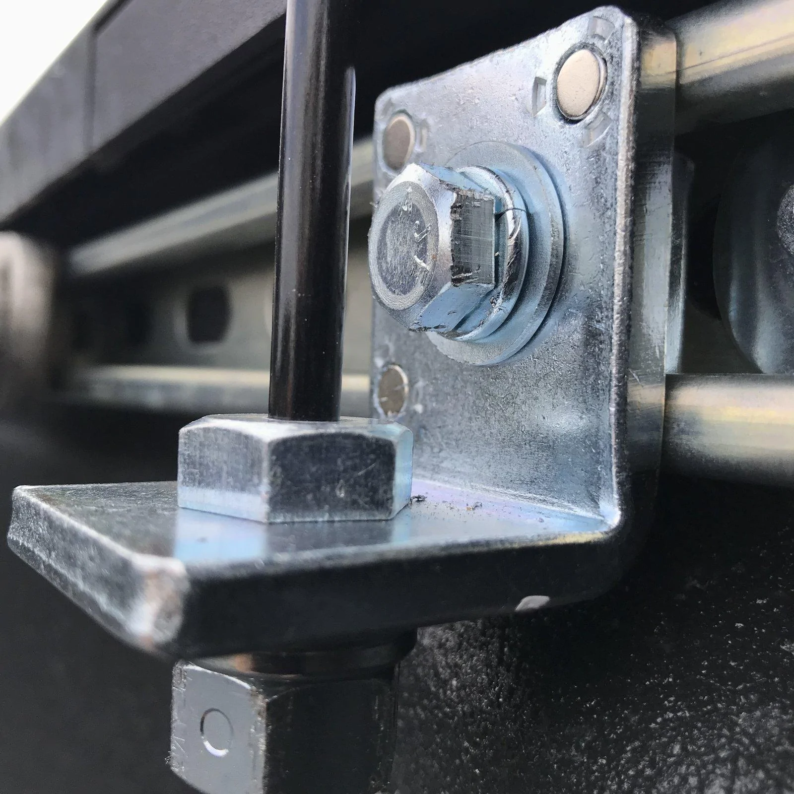 Jeep Gladiator Dunes Safety Flag/Whip mount points? D169B0B1-8008-496C-BB1F-32D4710ED963
