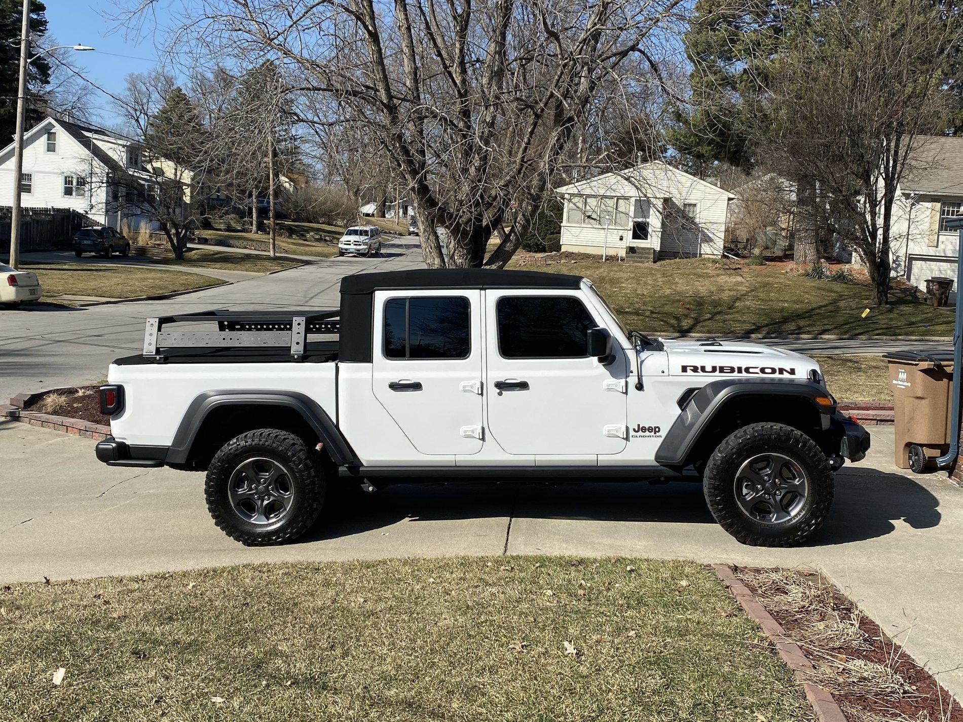 Jeep Gladiator Max-Modular Rack - install questions IMG_1404.JPG