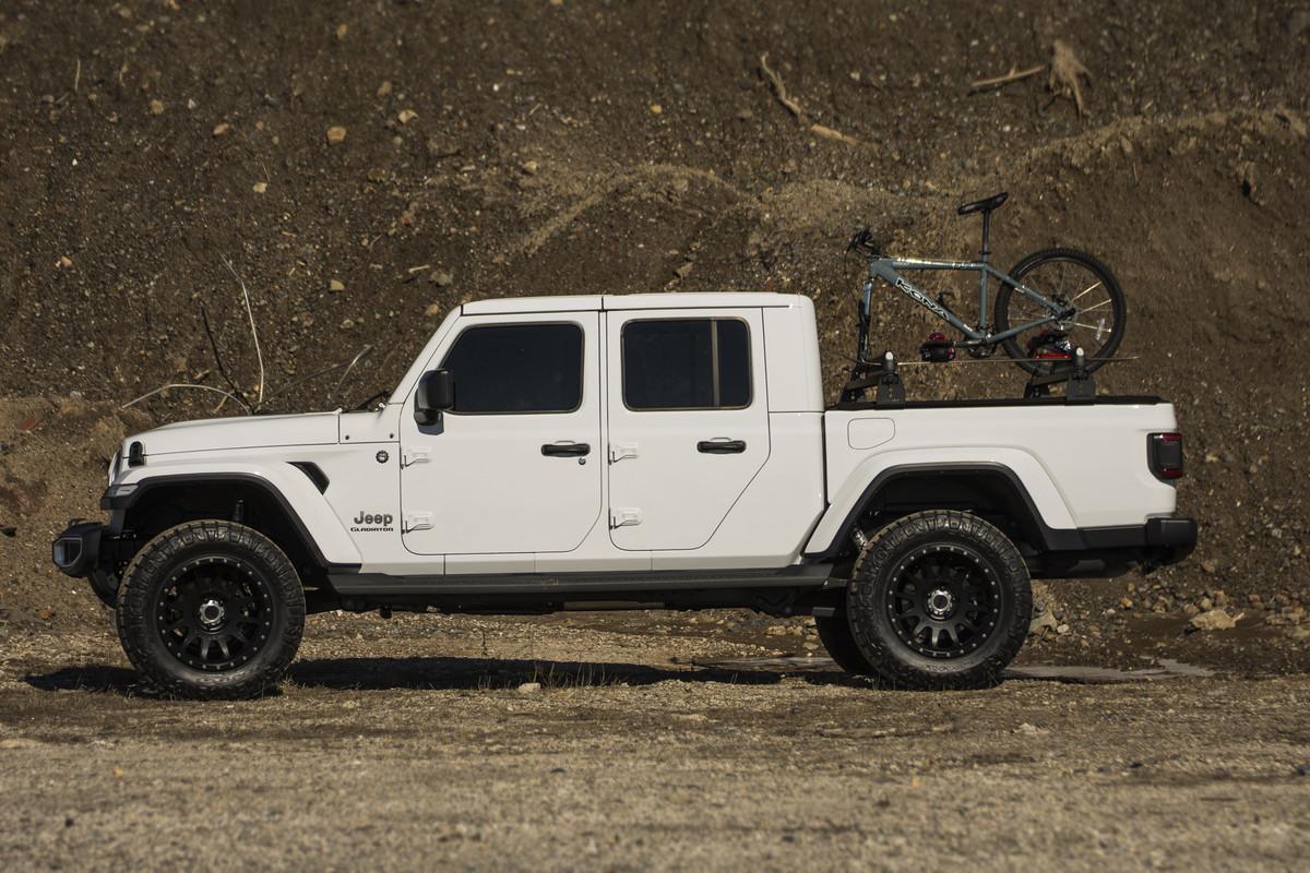 Jeep Gladiator 2020 Gladiator Overland Journal DSC-2663