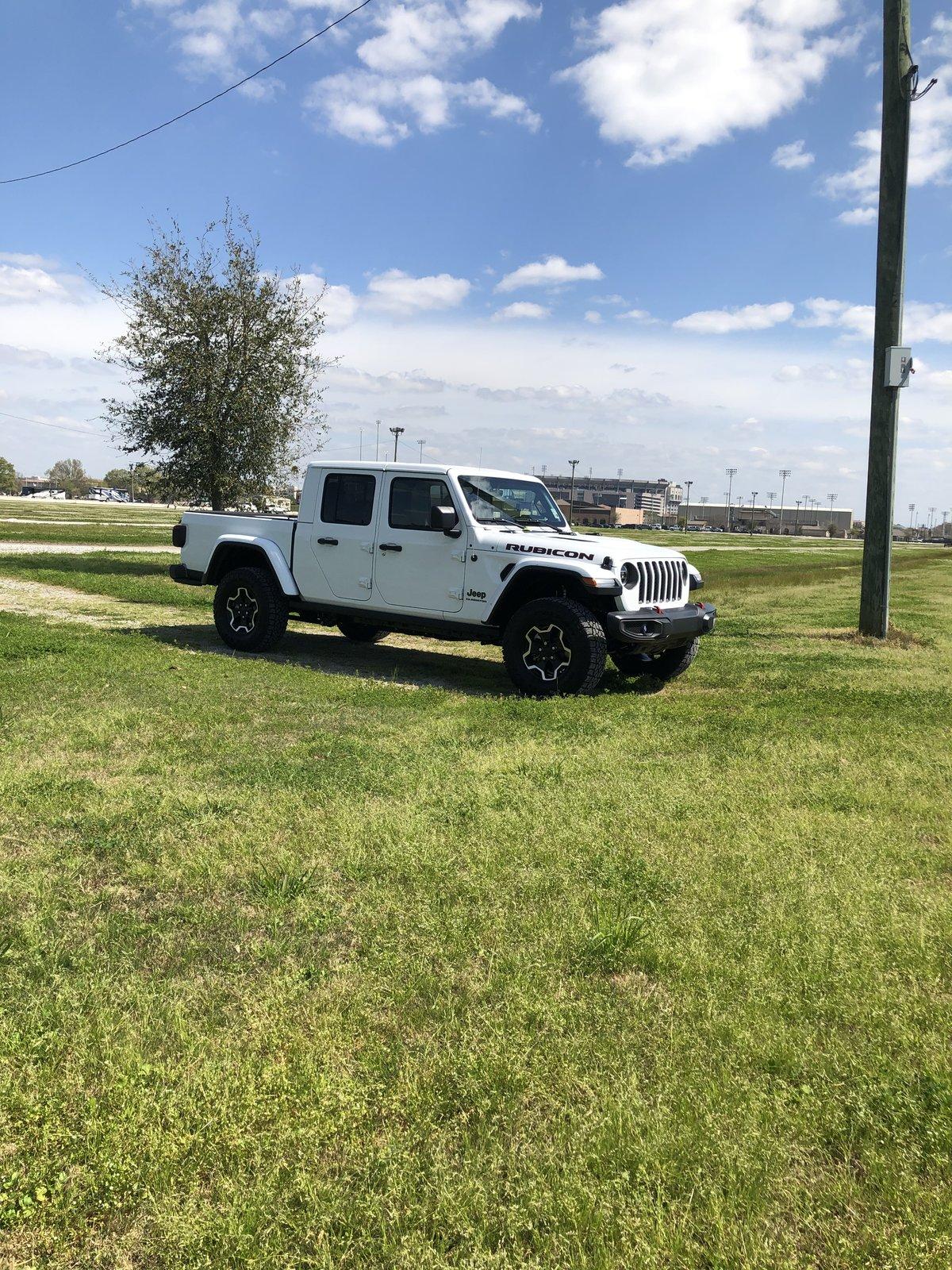 Jeep Gladiator Proud new owner A71BC03A-A94D-48CA-B441-ED607935EEA9