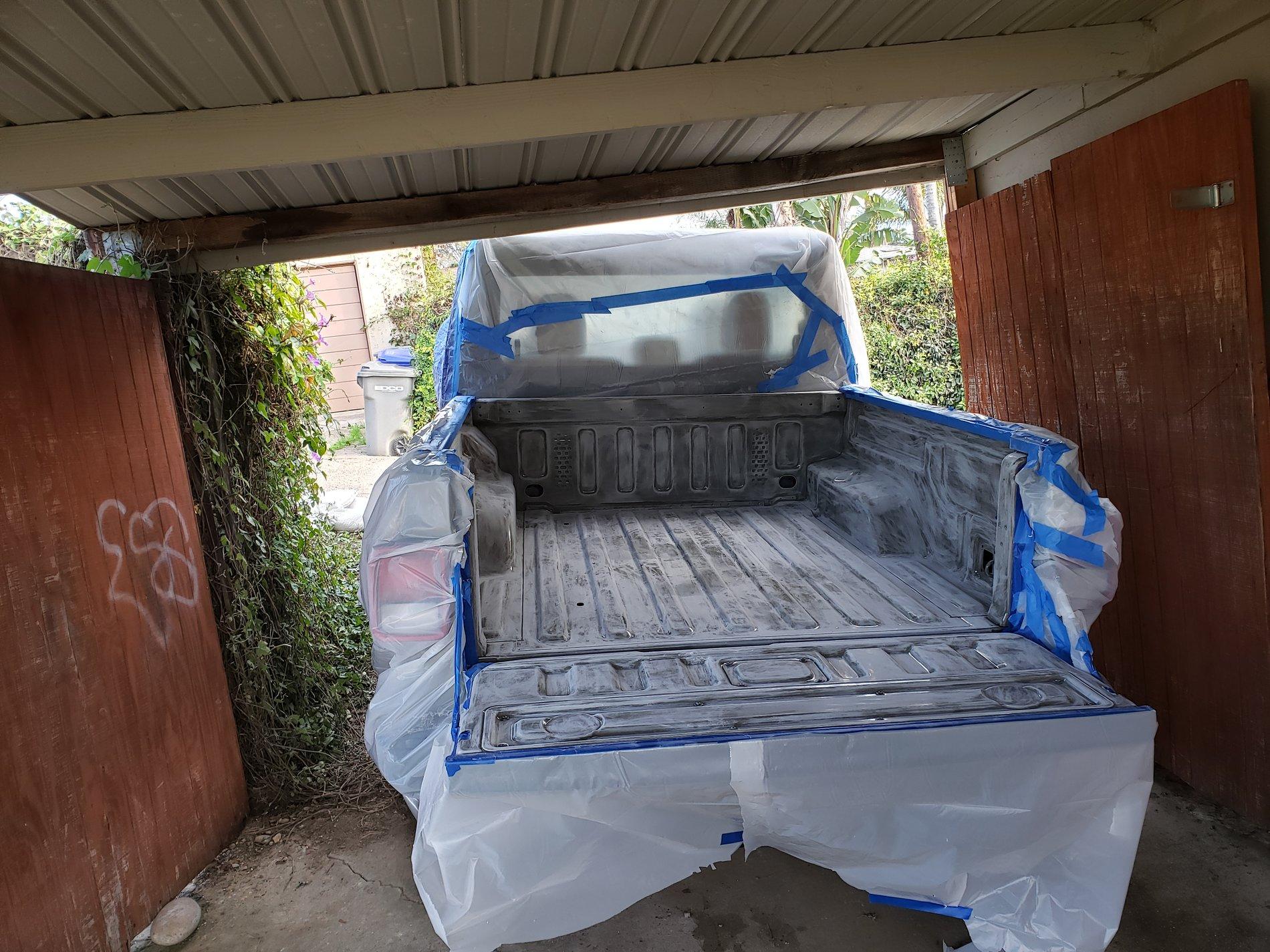 Jeep Gladiator My DIY BedLiner - U-Pol Raptor 20200308_172216