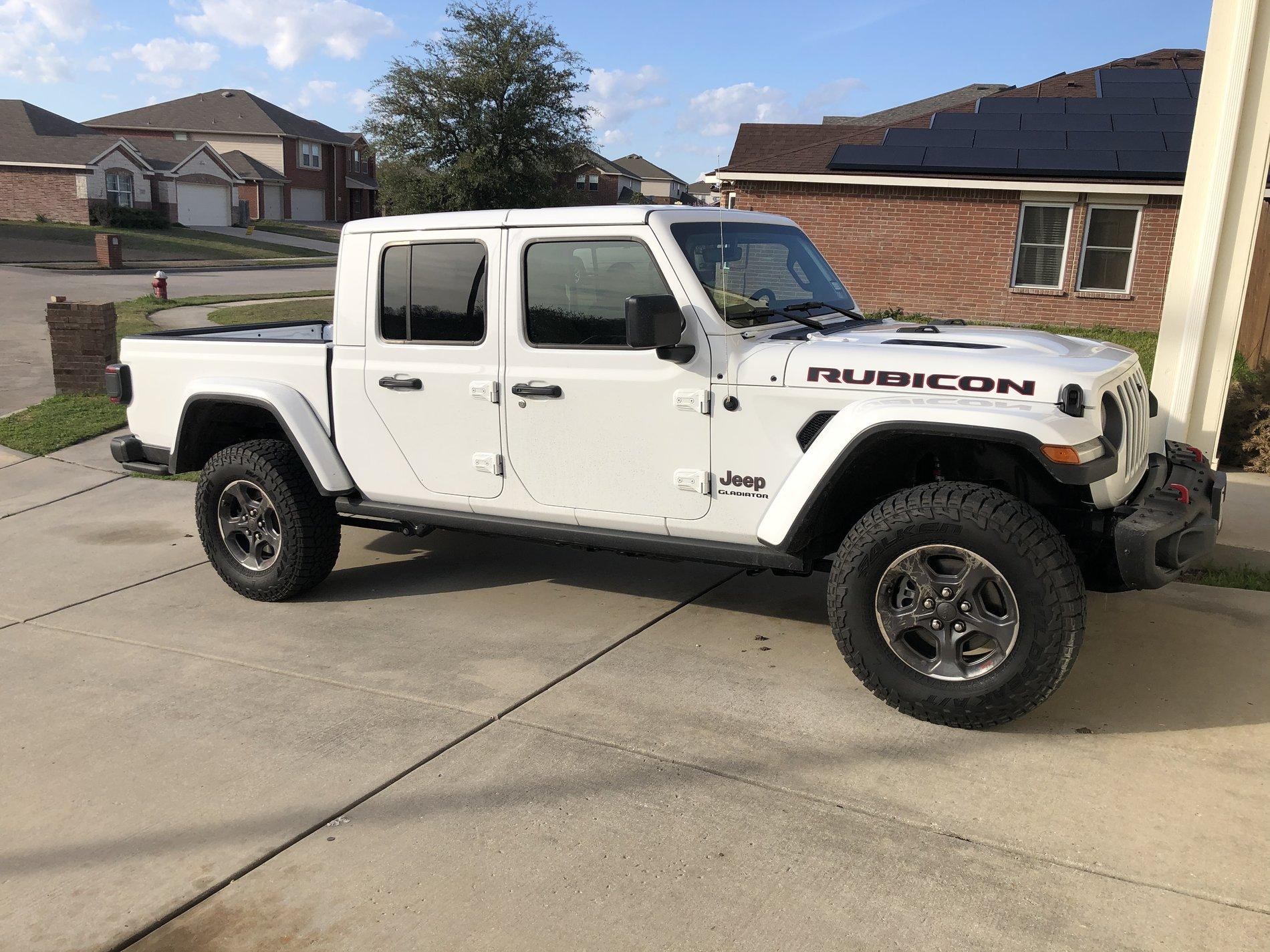 Jeep Gladiator Texas Check In E950DABC-F92D-48BB-9C9B-689F90E54EFF