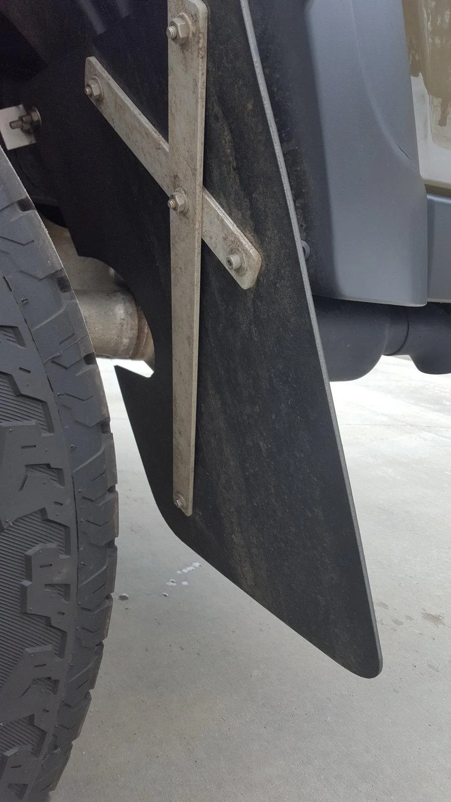 Jeep Gladiator DIY Mudflaps 20200310_165445