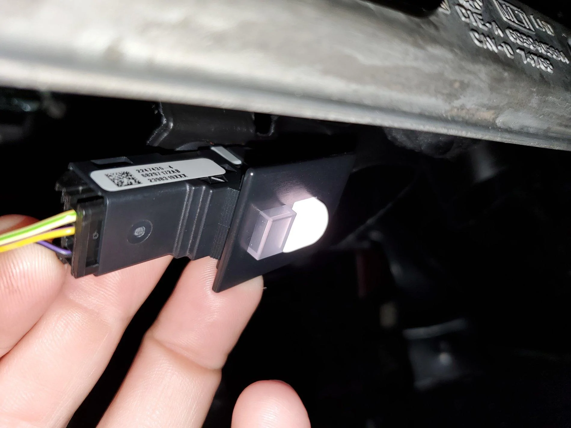 Jeep Gladiator Left Ambient Light knob not working 20200311_121523