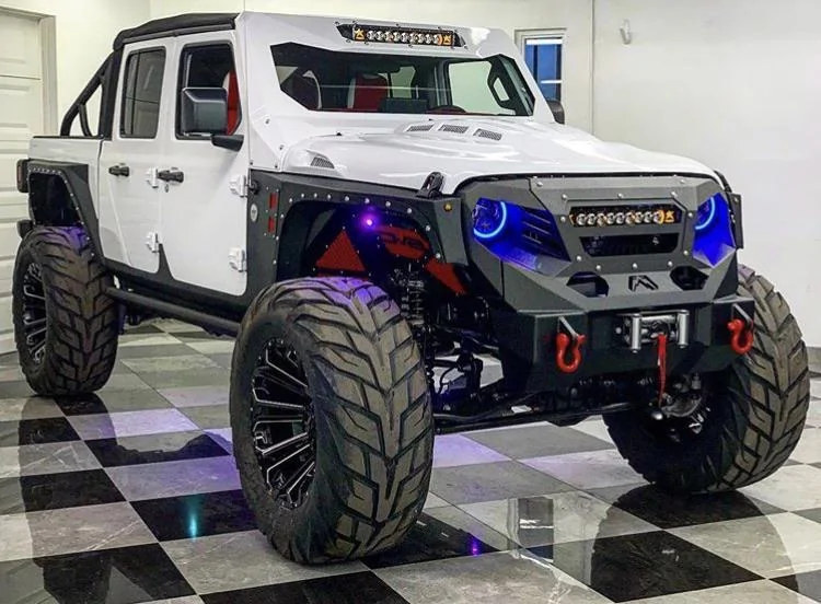 Jeep Gladiator Gladiator bent frame offroading with trailer? Why do you think this happened? ftwg59cl3o341