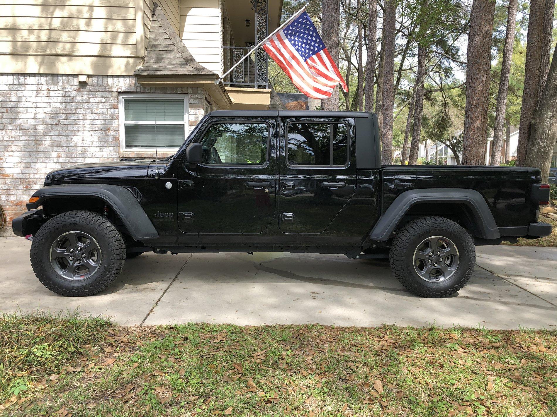 Jeep Gladiator Rubicon to Sport S suspension swap 006B6AA7-3686-4700-8814-3279A4C831F2