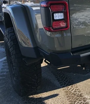 Jeep Gladiator Gladiator Custom Exhaust 2F6DE4E4-A685-4AFF-A480-B4DADF5113F1_4_5005_c