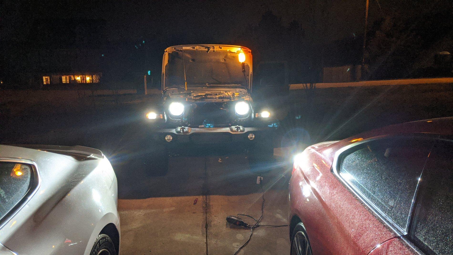 Jeep Gladiator LED Bulb Replacement - IT WORKS! MVIMG_20200311_212754