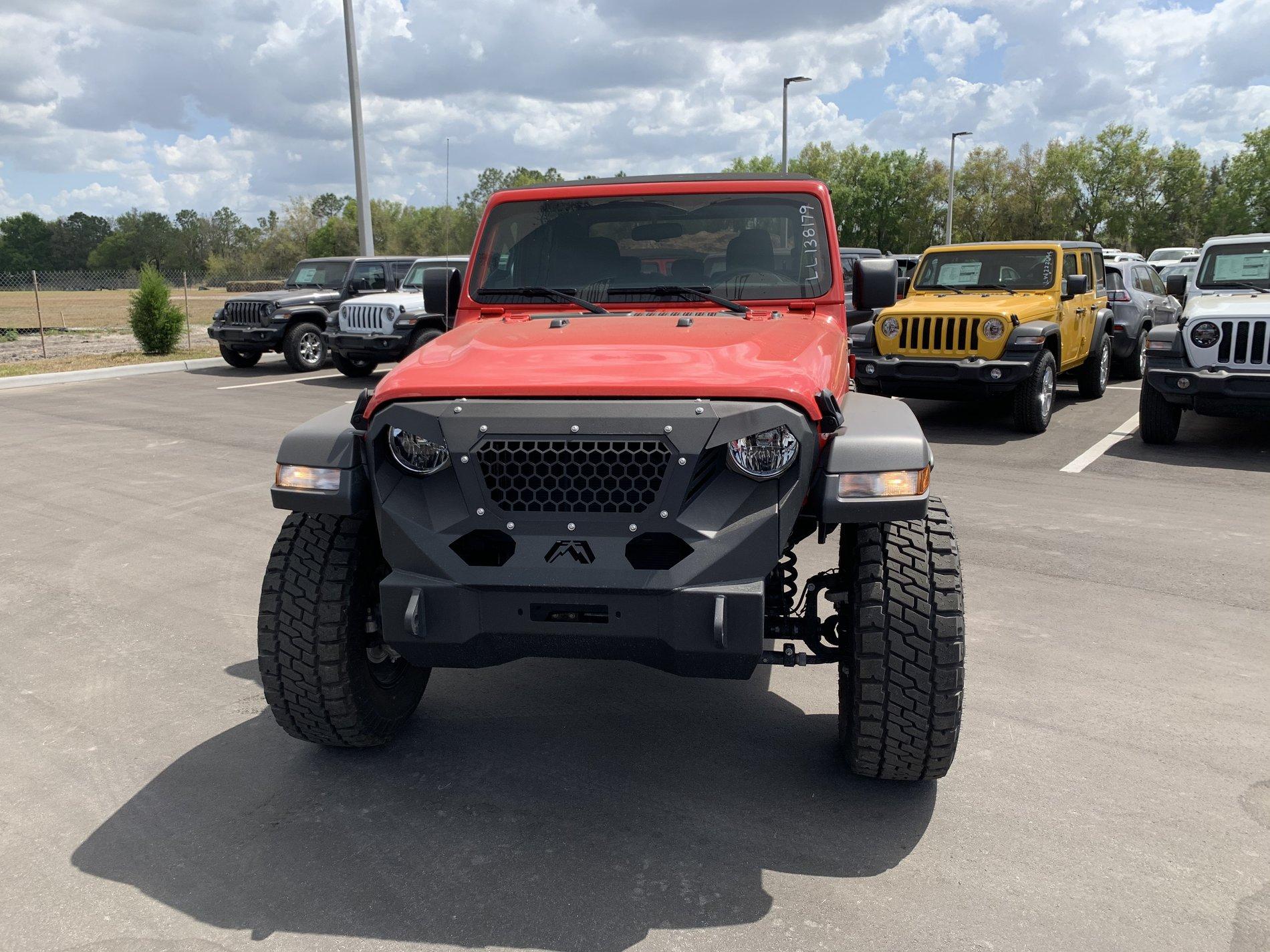 Jeep Gladiator 2020 Jeep Gladiator Sport S Max Tow 7B9E913A-9403-4539-8906-3B7002813240