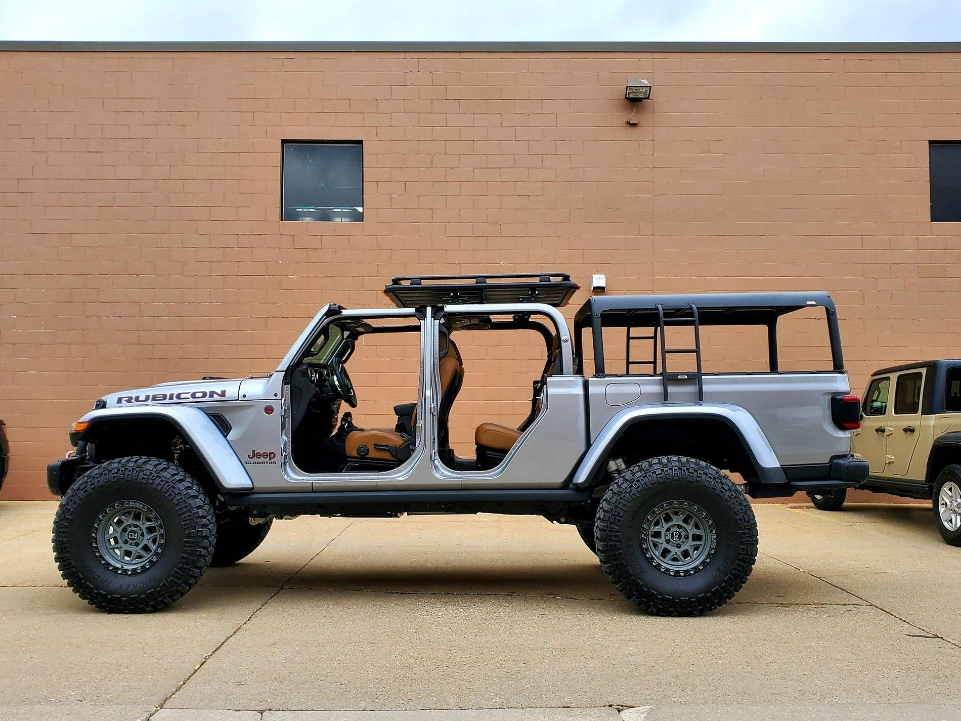 Jeep Gladiator Maximus-3 trifecta of rack solutions for the Jeep Gladiator 20200312_153742