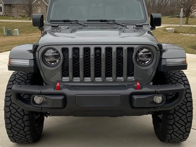 Jeep Gladiator Meet Aahnold New tires
