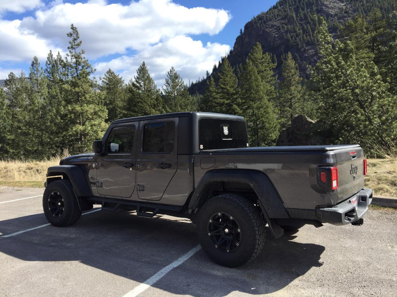 Jeep Gladiator GRANITE CRYSTAL JT Gladiator Club 12408