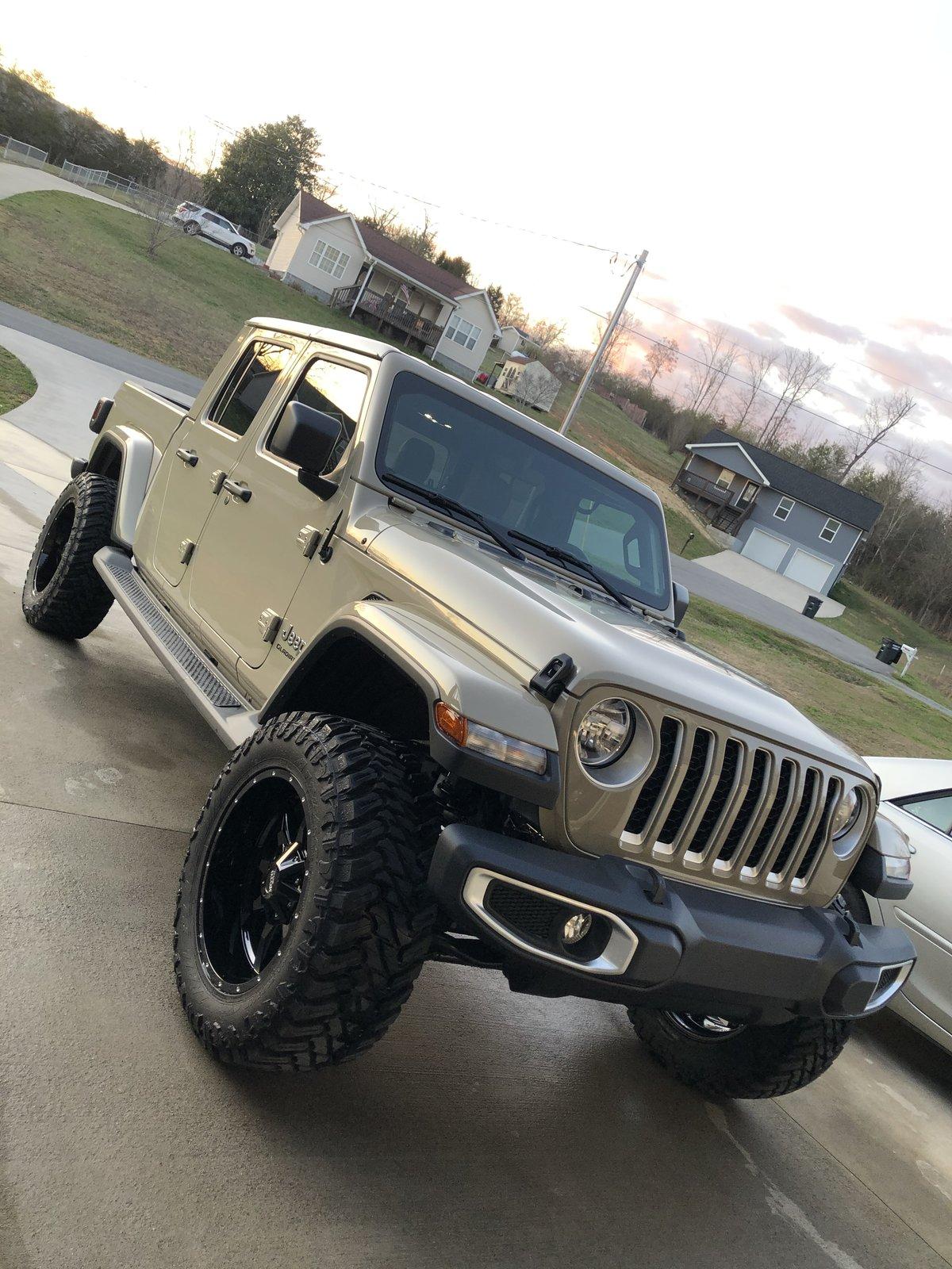 Jeep Gladiator Not seeing any overland pictures A1BED17C-A3CC-401A-A071-9BC7278550A7