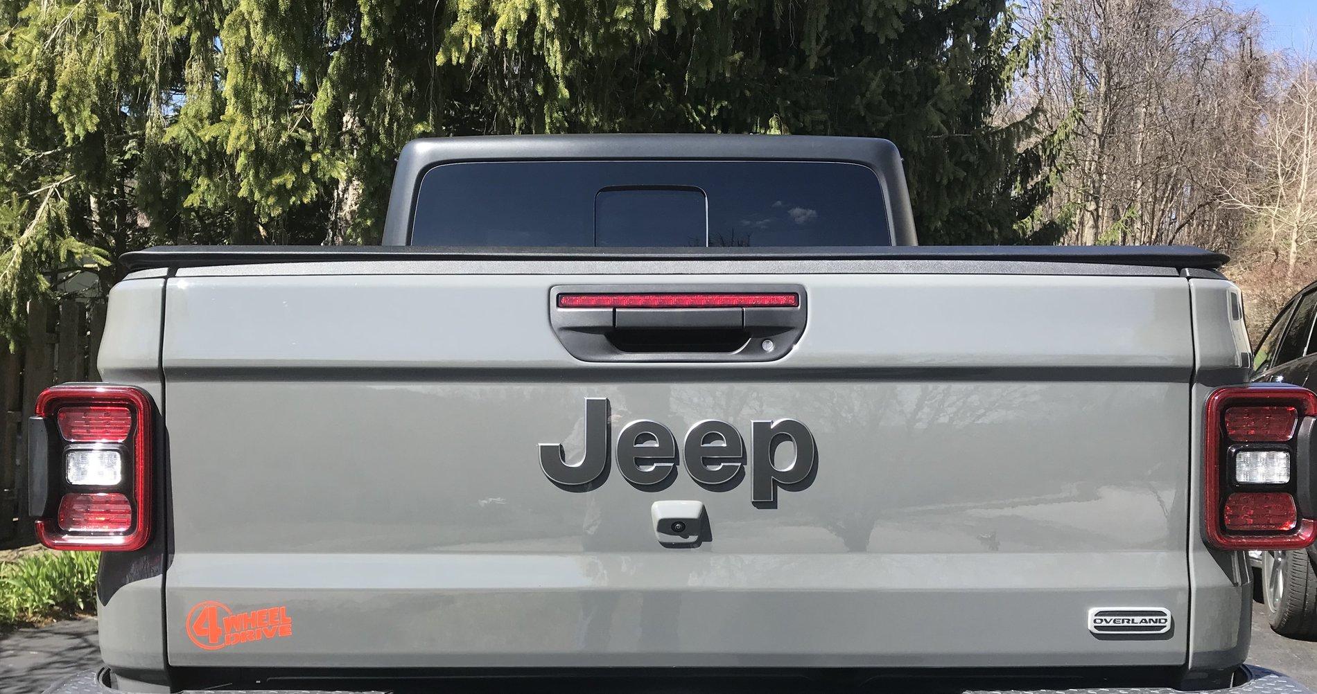Jeep Gladiator STING GRAY Gladiator JT Club 6759A98F-247E-4E96-B59C-059C55F59302