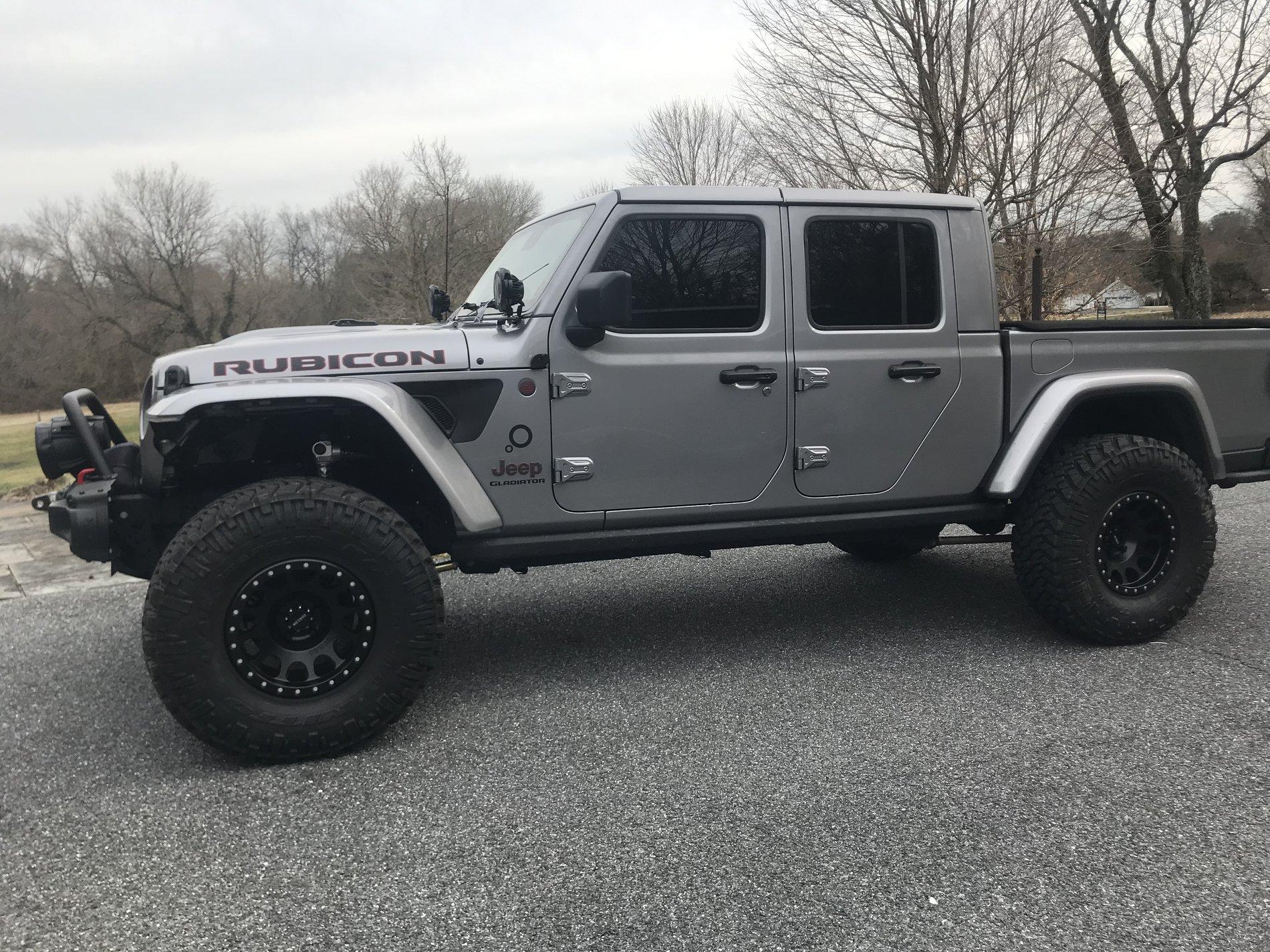 Jeep Gladiator Metalcloak lift IMG_0060