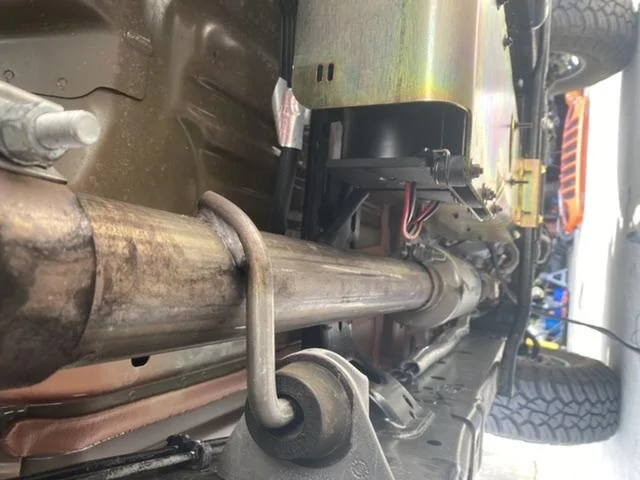 Jeep Gladiator Maximus-3 compressor mount install. A044522F-F849-40E0-B5E5-C8A33DFA792C