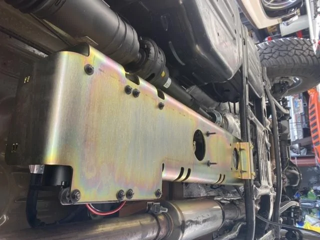 Jeep Gladiator Maximus-3 compressor mount install. ABFDD034-D11E-43EC-B074-8D96AA78B6FF