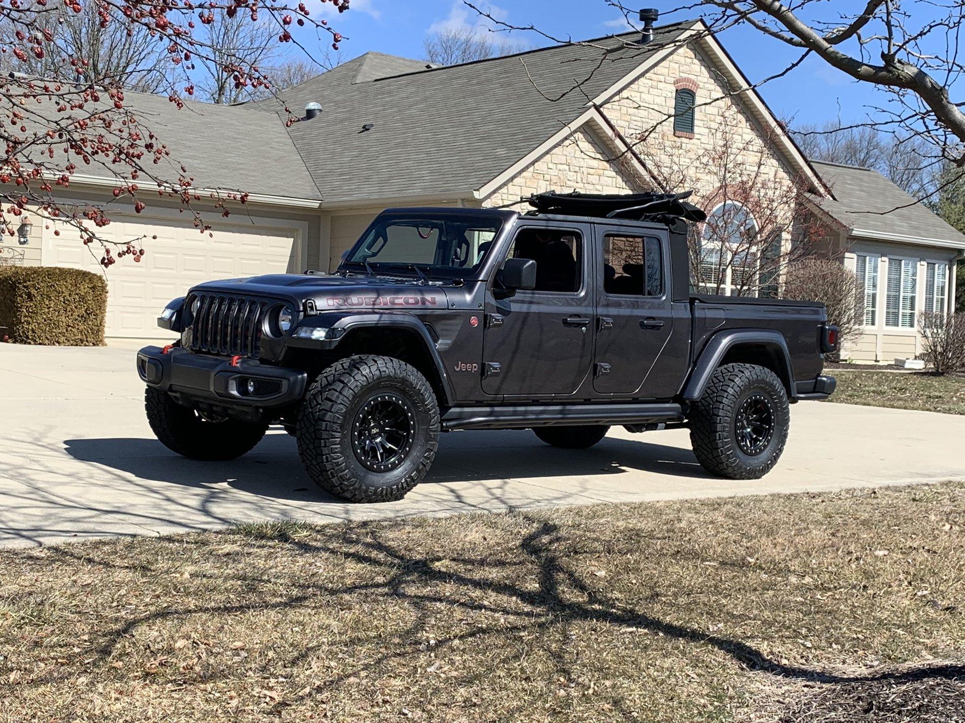 Jeep Gladiator Howdy from Central Indiana 2D225E88-D50A-4F2B-8081-1F440C130B9C