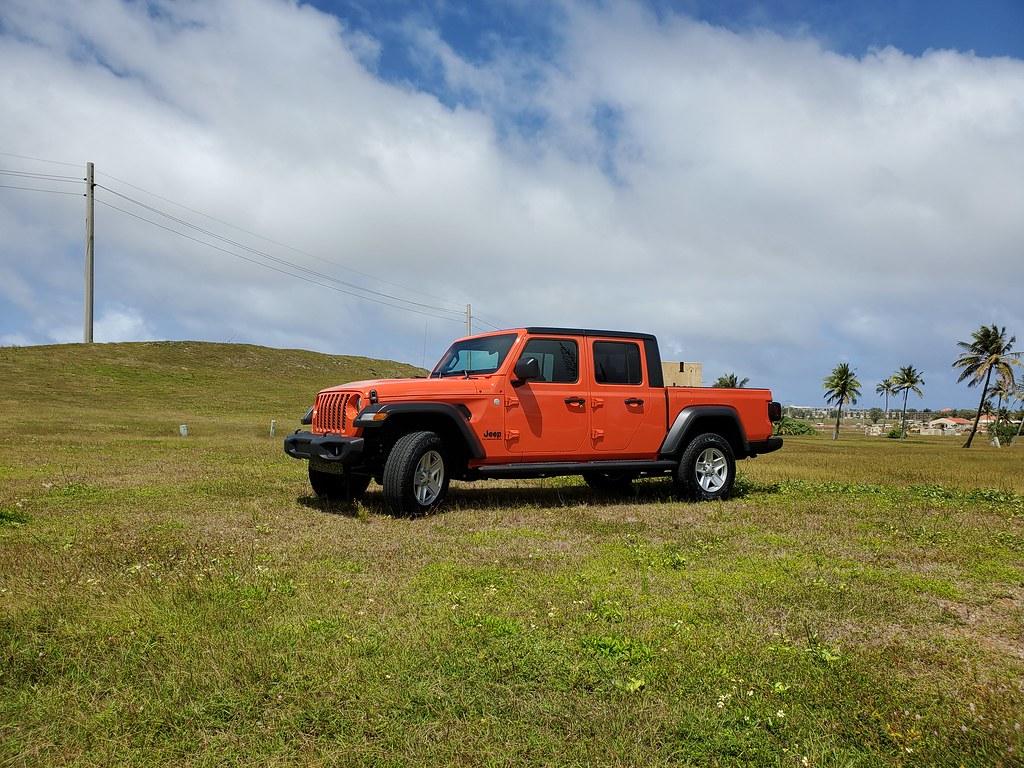 Jeep Gladiator SPORTICON a Sport S built for the Rubicon trail 49654393846_9c8f23045b_b