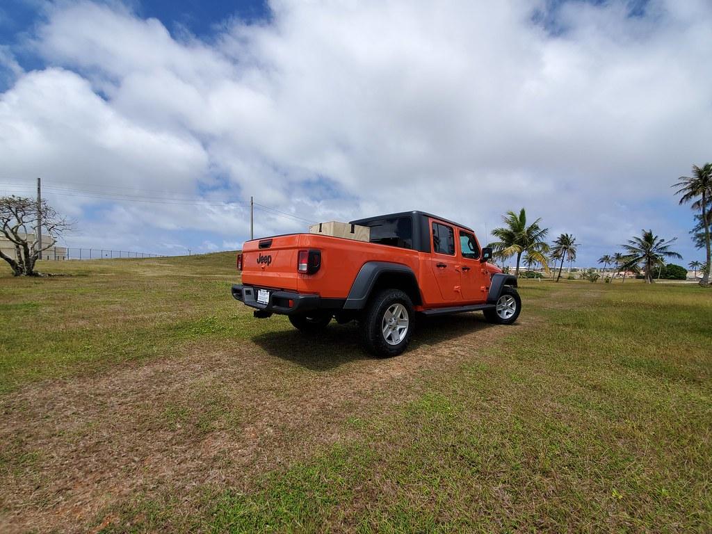 Jeep Gladiator SPORTICON a Sport S built for the Rubicon trail 49653848298_5f769033ab_b