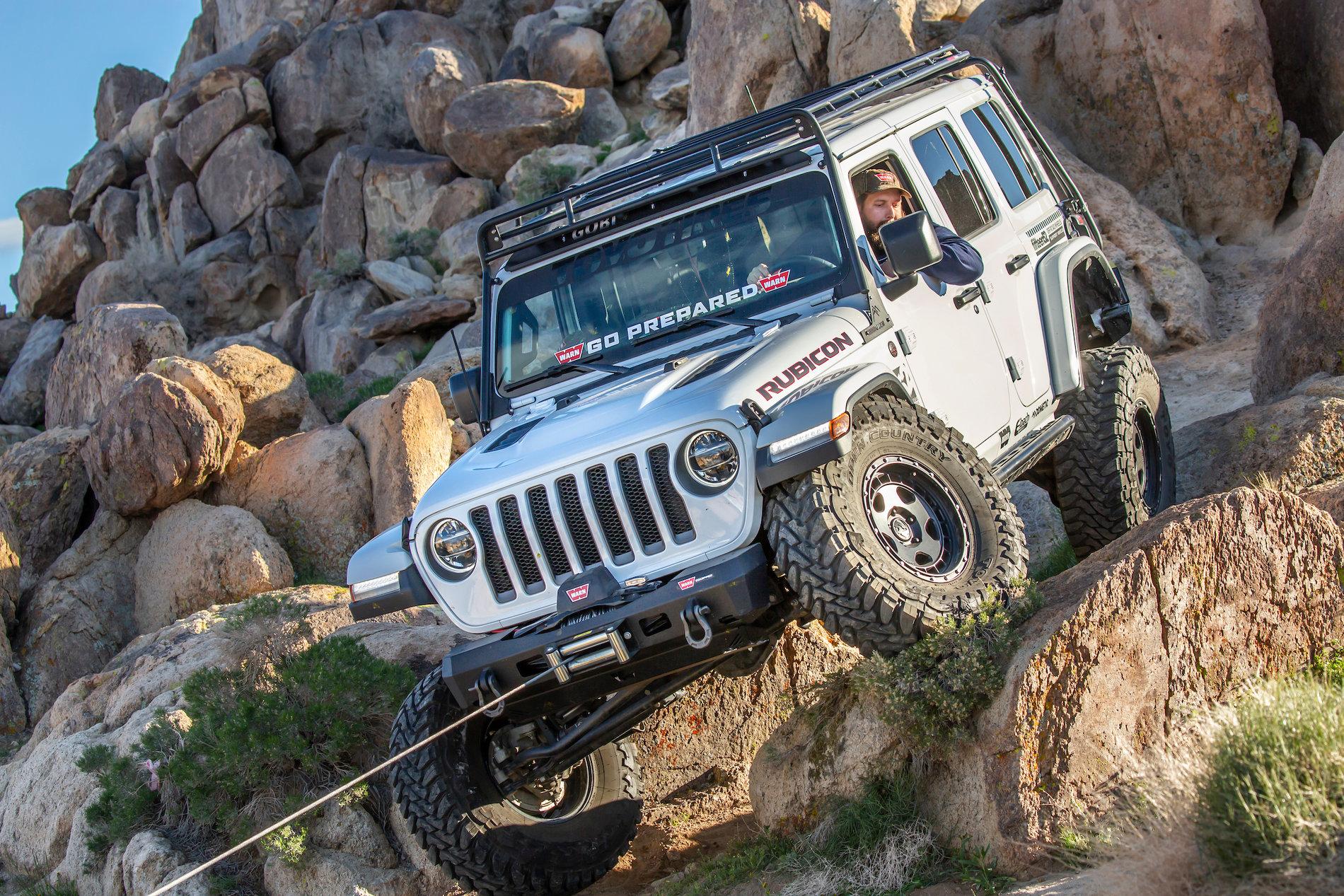 Jeep Gladiator WARN VR Evo 10 / 10s Winch - New Product 0K3A9843b (2)